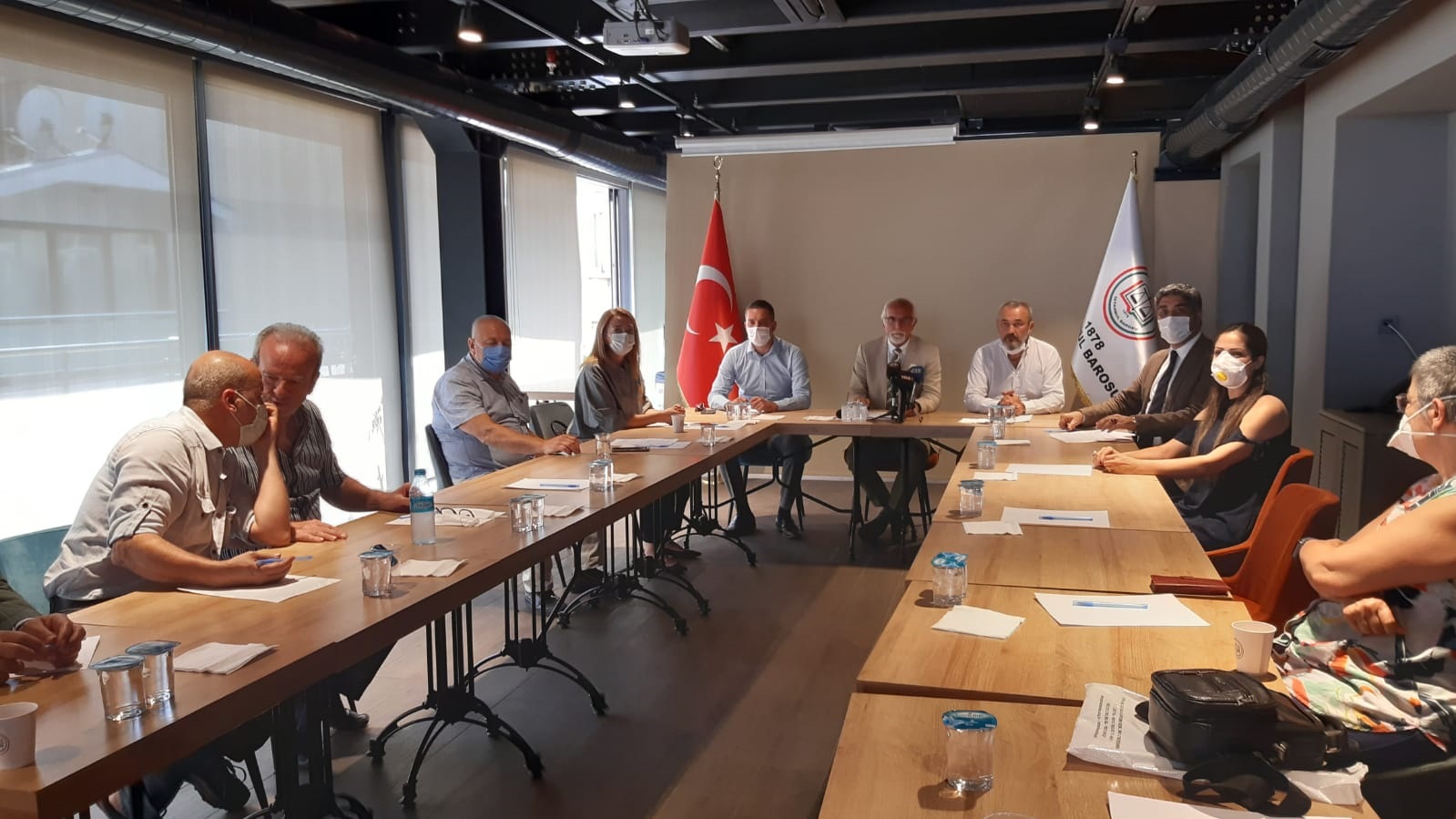 Ebru ve Aytaç Yaşasın! — 1