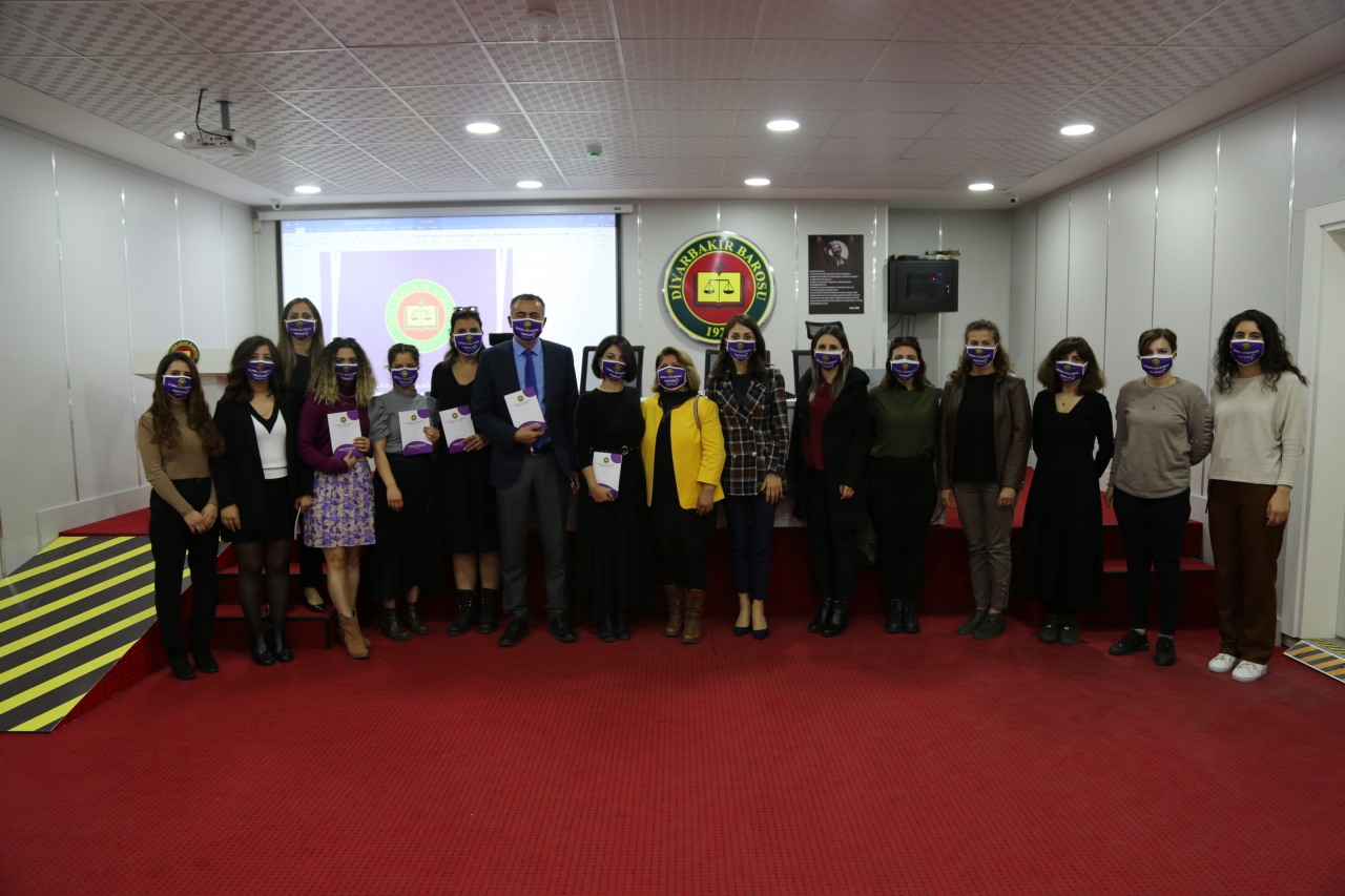 Rapora Lêkolîna Nefeqeyan A Di Bin Roniya Biryarên Dadgehê De Bi Çapemeniyê Re Hat Parvekirin — 1