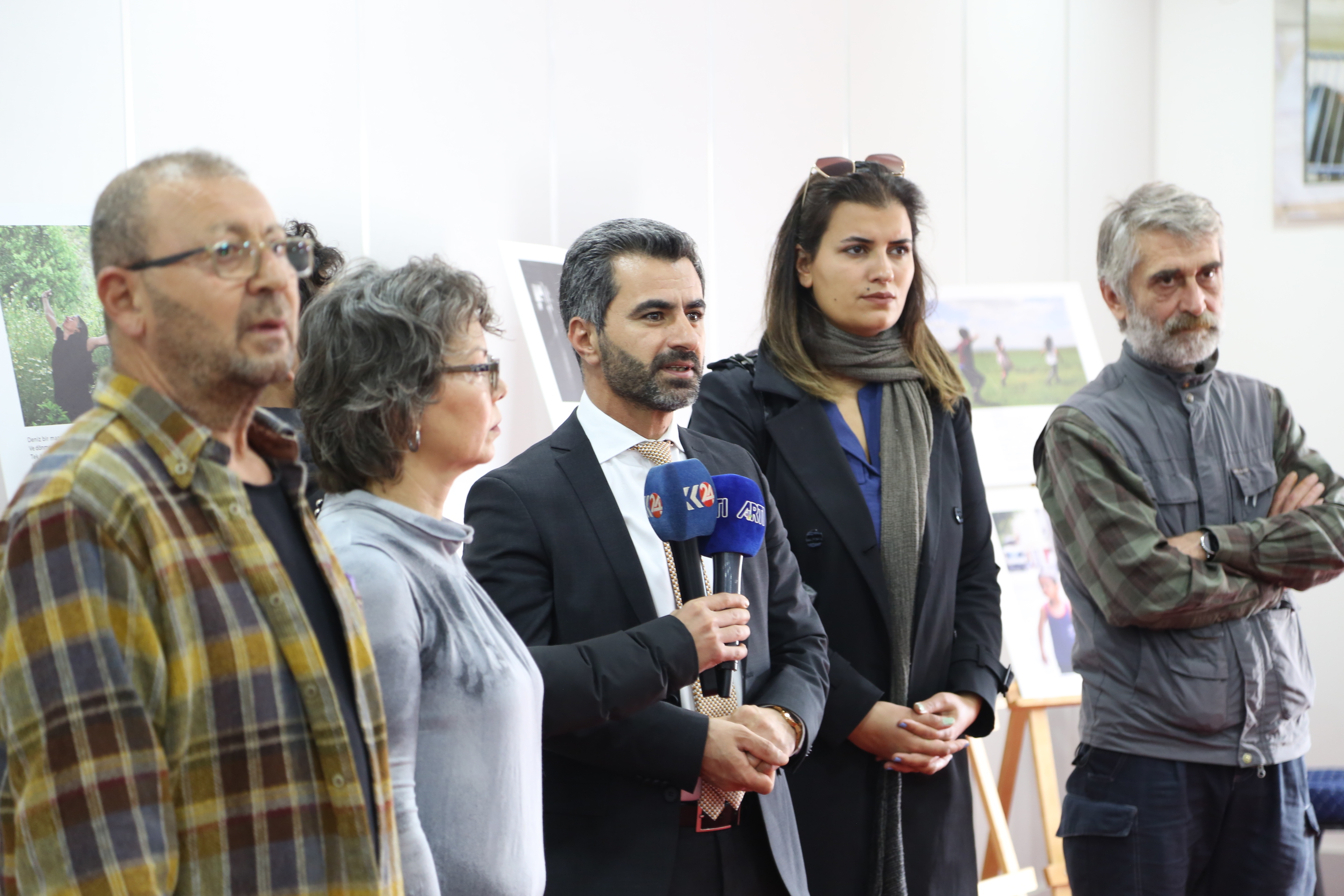 Vekirina Pêşangeha Dengê Azadiyê '50 Girtî-50 Wênekêş' Pêk Hat — 1