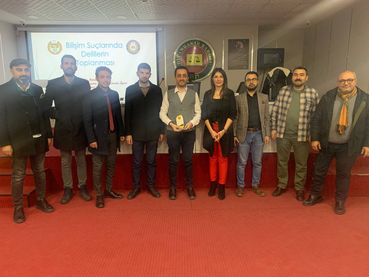 Semînera Perwerdehiya Navpîşeyî Ya Bi Mijara ‘Ji Înternetê Rakirina Naverokê-Astengkirina Ragihînê-Komkirina Delîlan’ Pêk Hat — 4