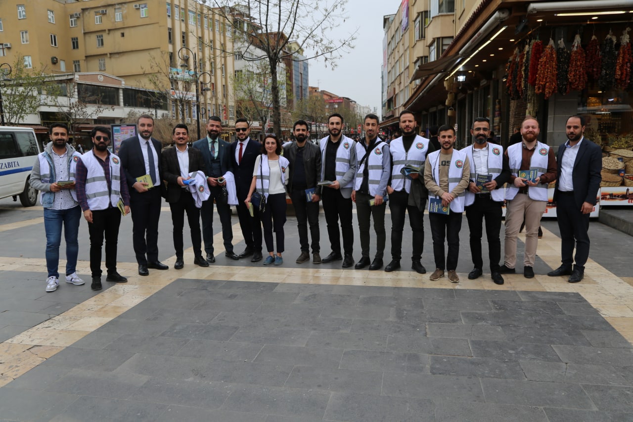 Jı hêla navenda me ve bı navê têkoşîna bı şîrketên şêwırmendıya xesarê re çalakıya broşurê hat lıdarxıstın — 14