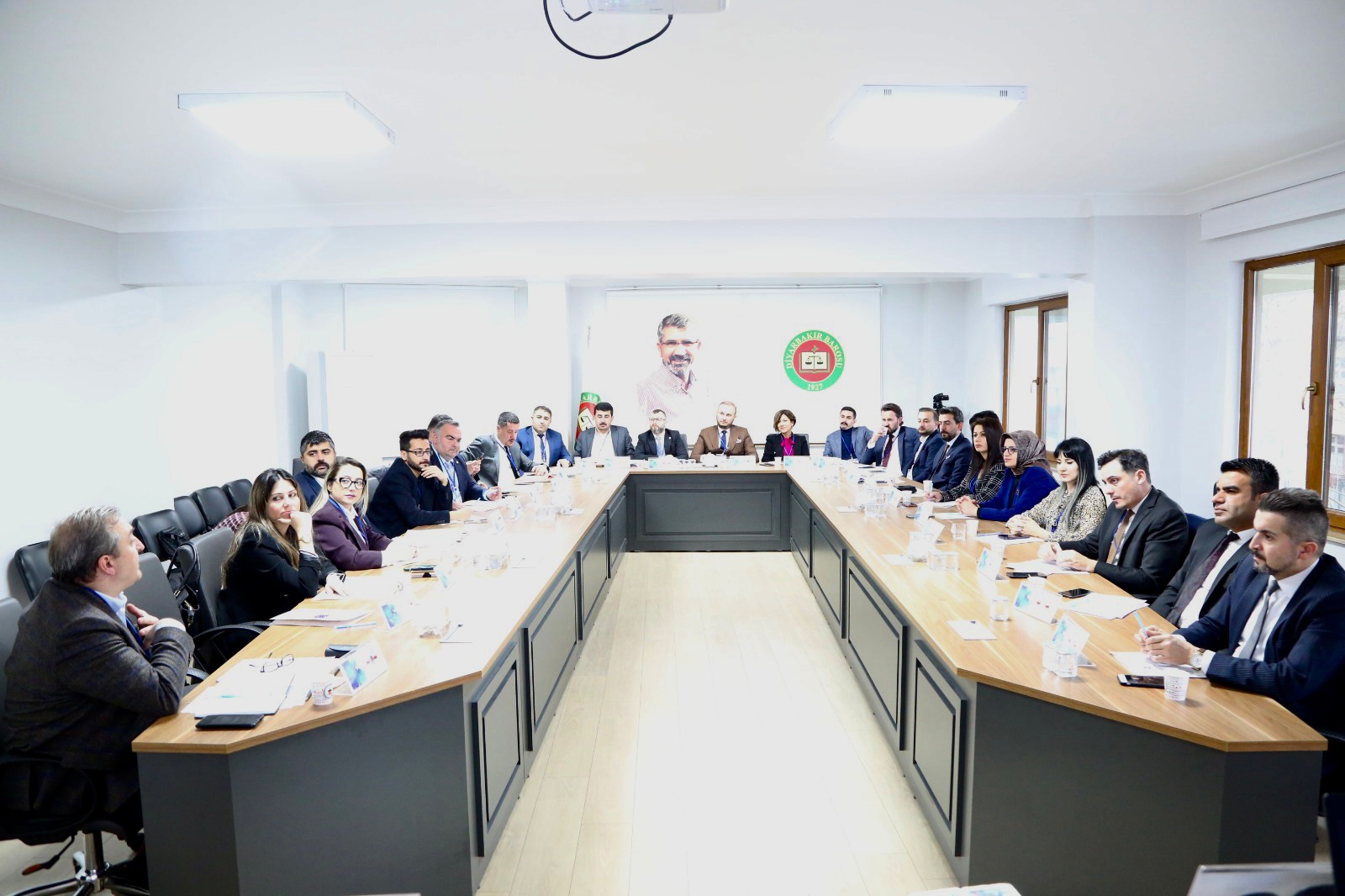 4’Emîn cıvîna hesabdaran a baroyên tırkıyeyê bı mazûvanıya baroya me hat lıdarxıstın. — 2