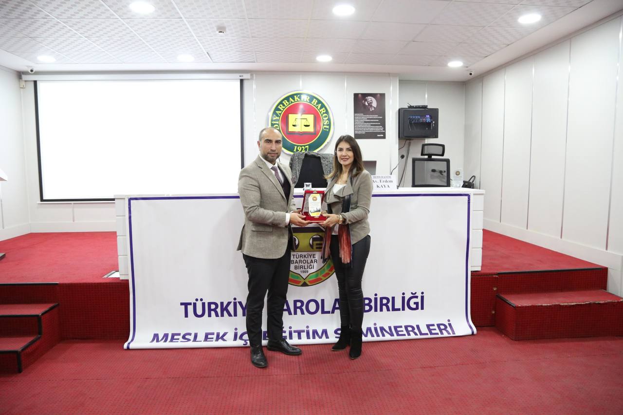 Semînera Perwerdehiya Navpîşeyî Ya Bi Mijara ‘Cureyên Doza Îdarî’ Hat Lidarxistin — 2
