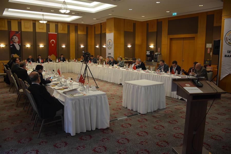 Genişletilmiş Ege-Marmara-Akdeniz Baro Başkanları Toplantısı Sonuç Bildirgesi: Hukuksuzluktan Boğulmuş Ülkede Hukuk Konuşmaya Çalışıyoruz. — 6