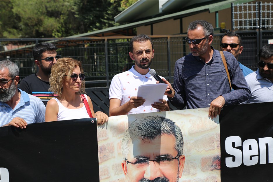 Çalakiya Bibîranînê ya Hefteya 187emîn a Kuştîna Serokê Baroya Me Tahir ELÇİ Li Ber Dadgeha Amedê Hat Pêkanîn — 3