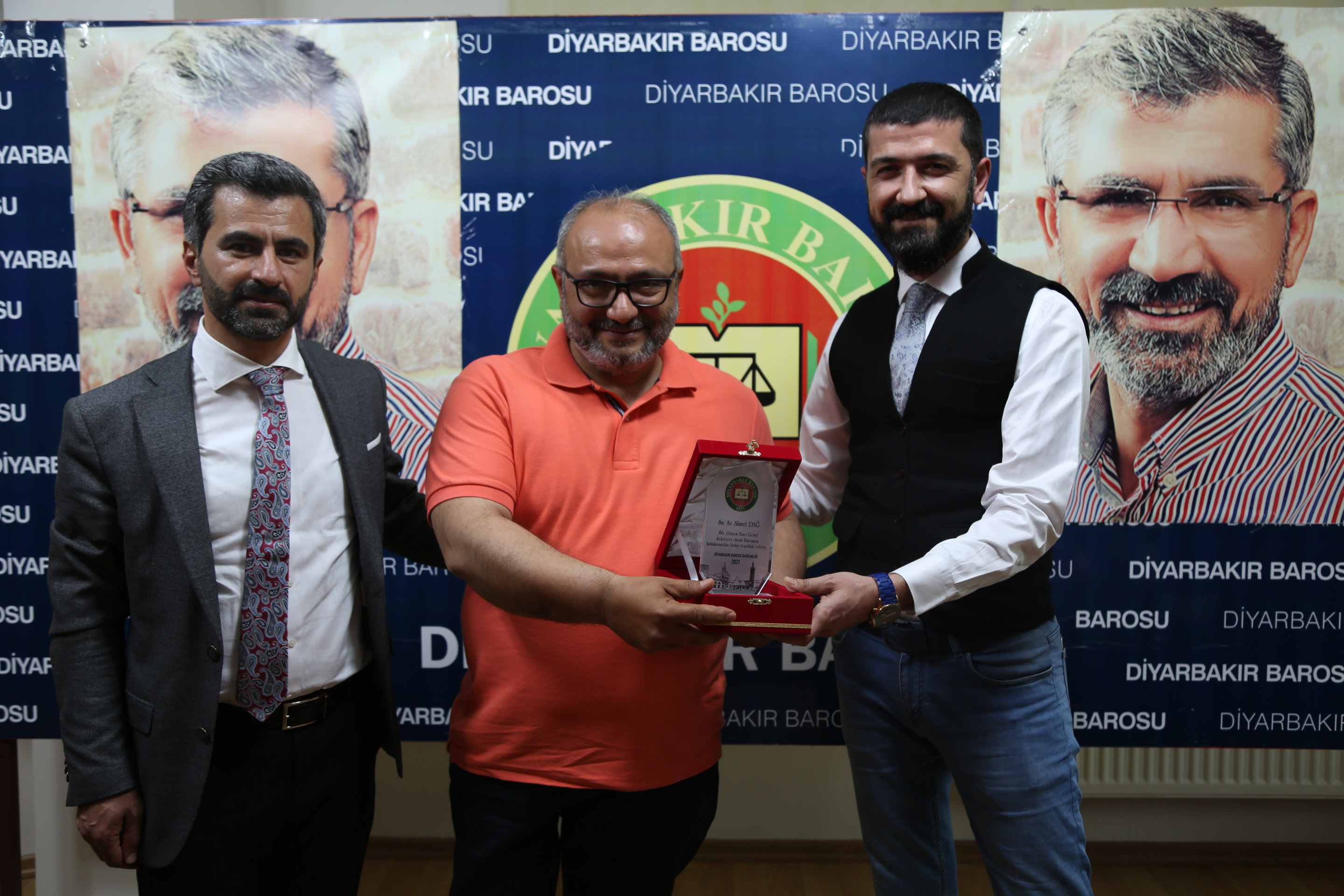 Ji Baroya Me Merasîma Radestkirinê… — 3