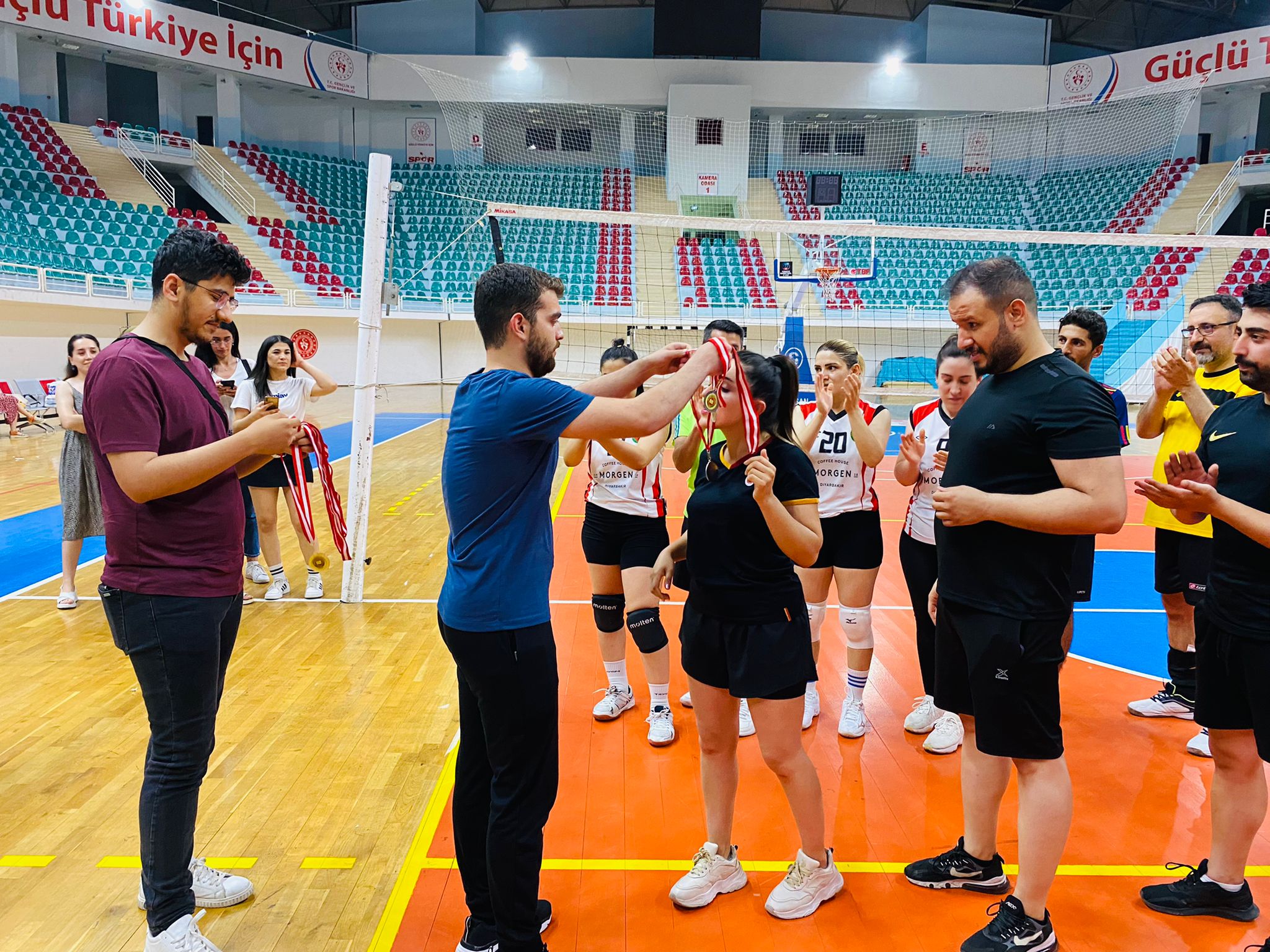 2’yemîn Turnûvaya Voleybolê ya Têkel Bi Dawî Bû — 3