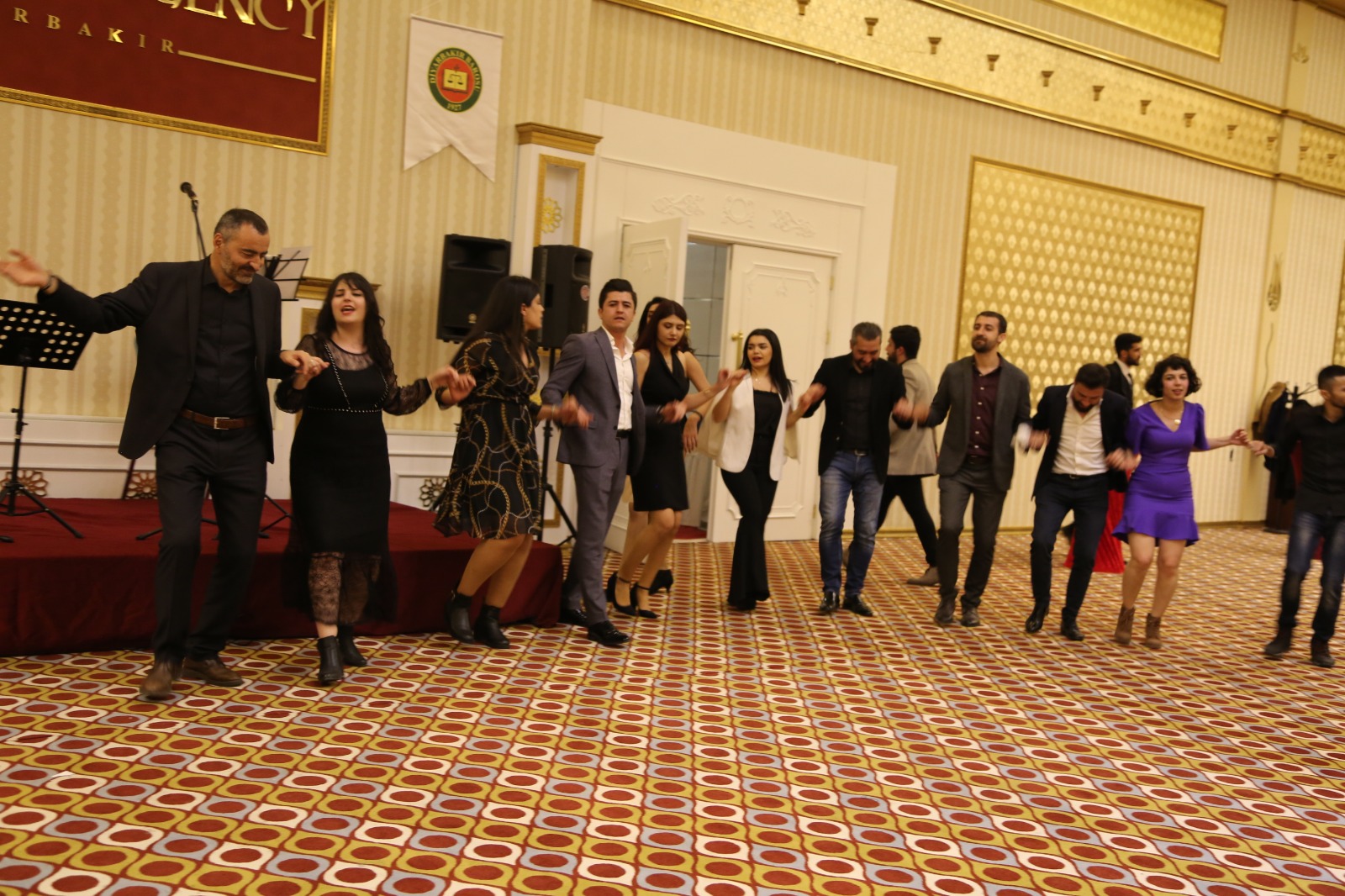 Diyarbakır Barosu Stajyerleri İçin Düzenlenen Gecede Buluştuk — 8
