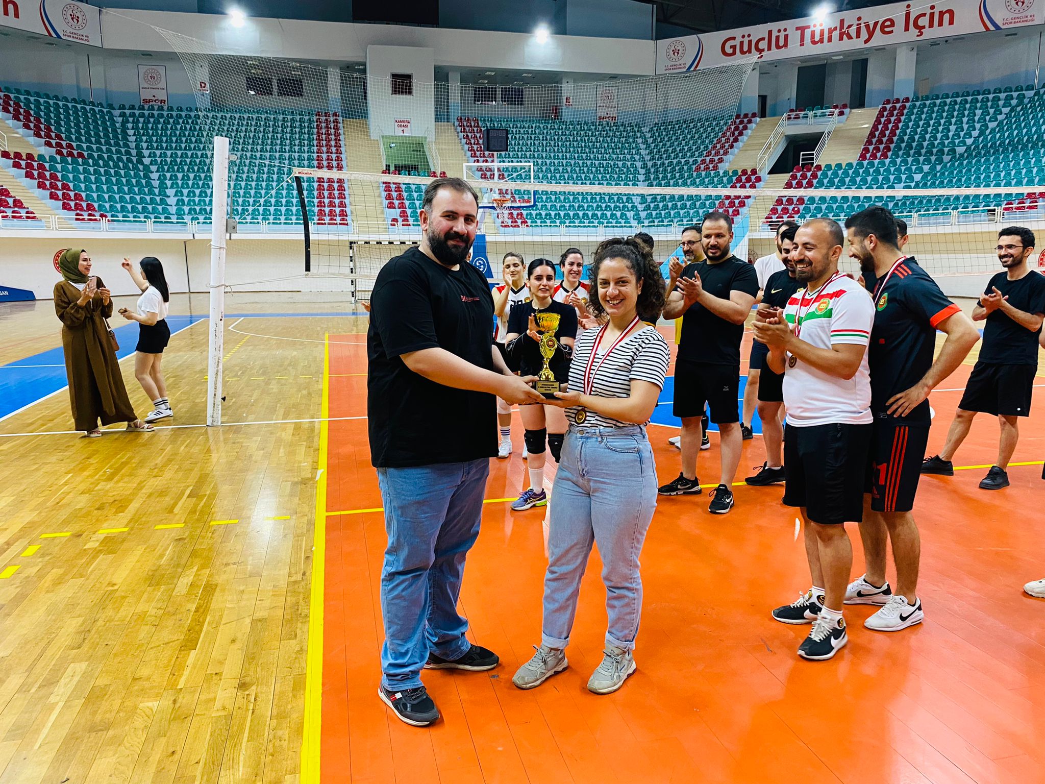 2.Karma Voleybol Turnuvası Sona Erdi — 3
