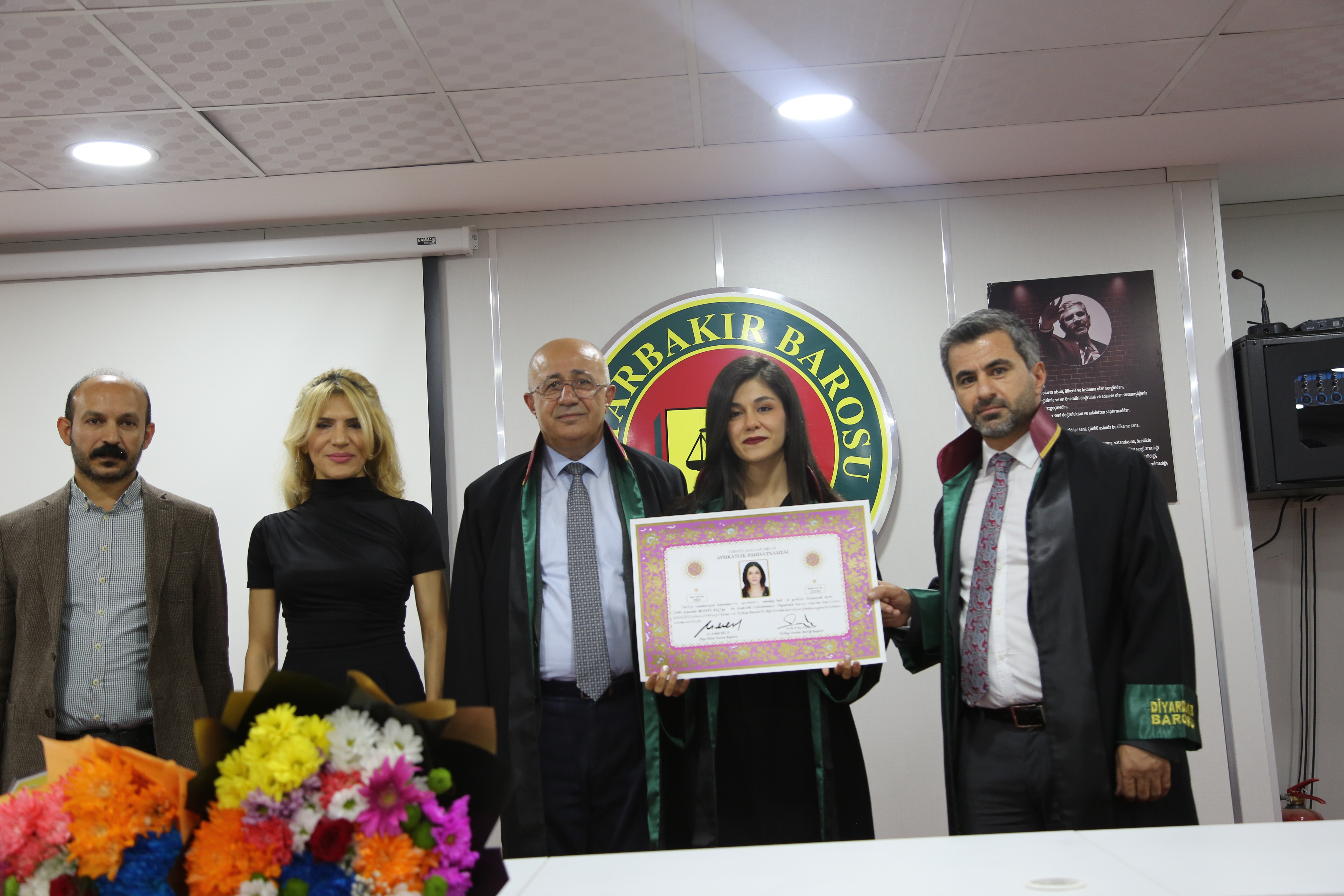 On İki Meslektaşımız Avukatlık Yeminini İcra Ederek Aramıza Katıldı. — 1