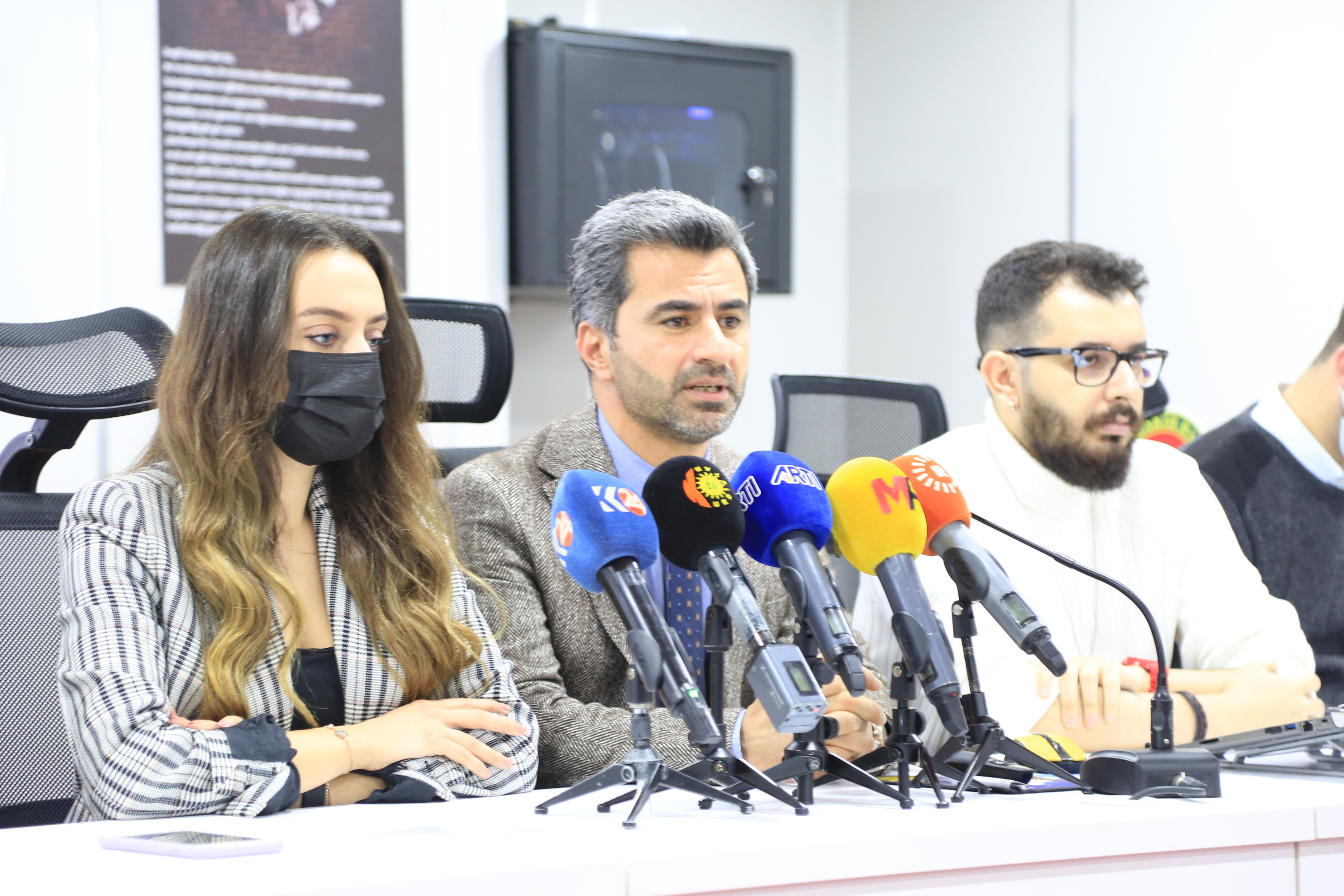 Baromuz Çocuk Hakları Merkezince Hazırlanan Zırhlı Araç, Mayın ve Çatışma-Savaş Atıkları Kaynaklı Çocuk Hakkı İhlalleri Raporu Kamuoyuyla Paylaşıldı — 2