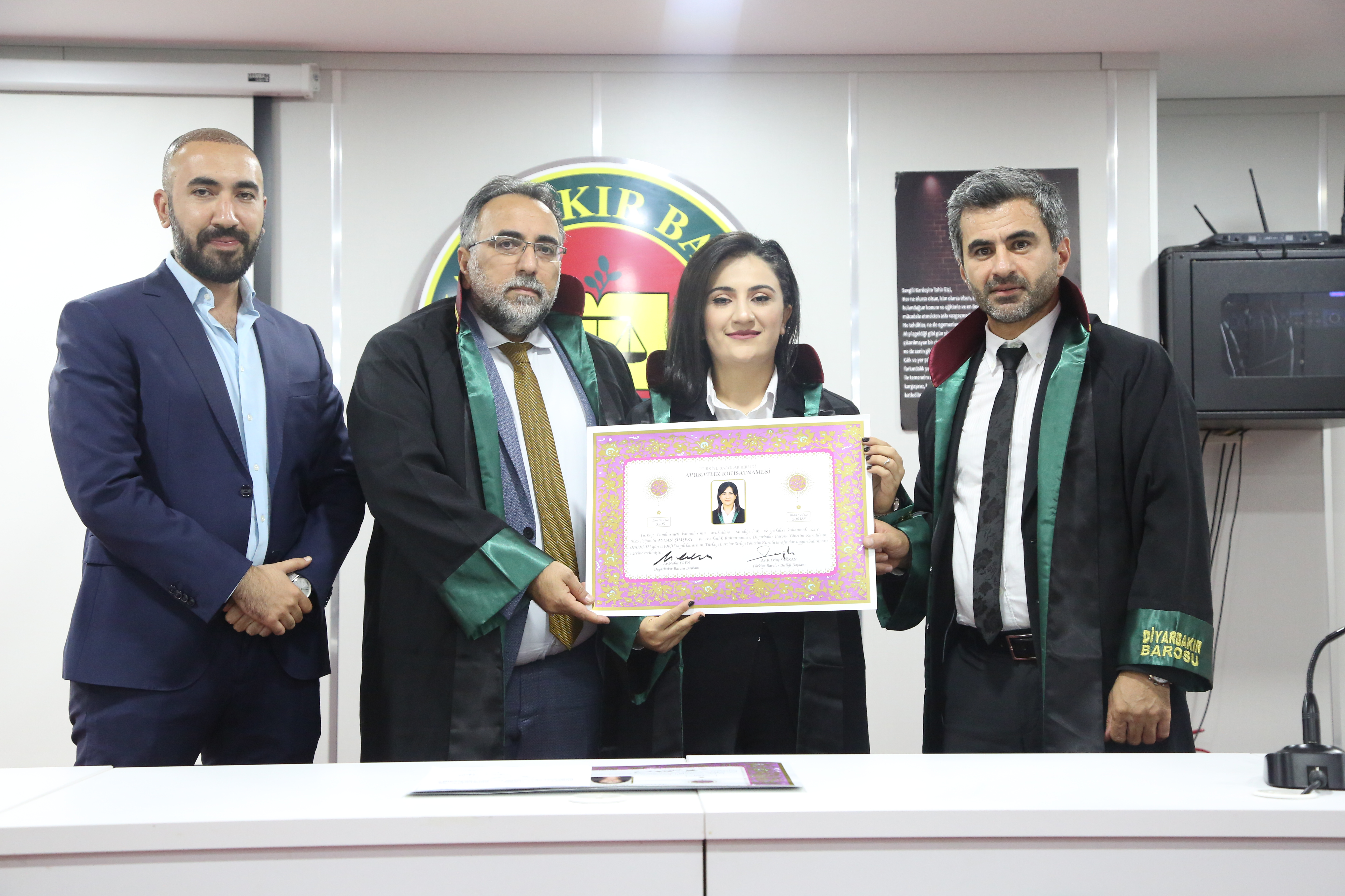 Altı Meslektaşımız Avukatlık Yeminini İcra Ederek Aramıza Katıldı. — 4