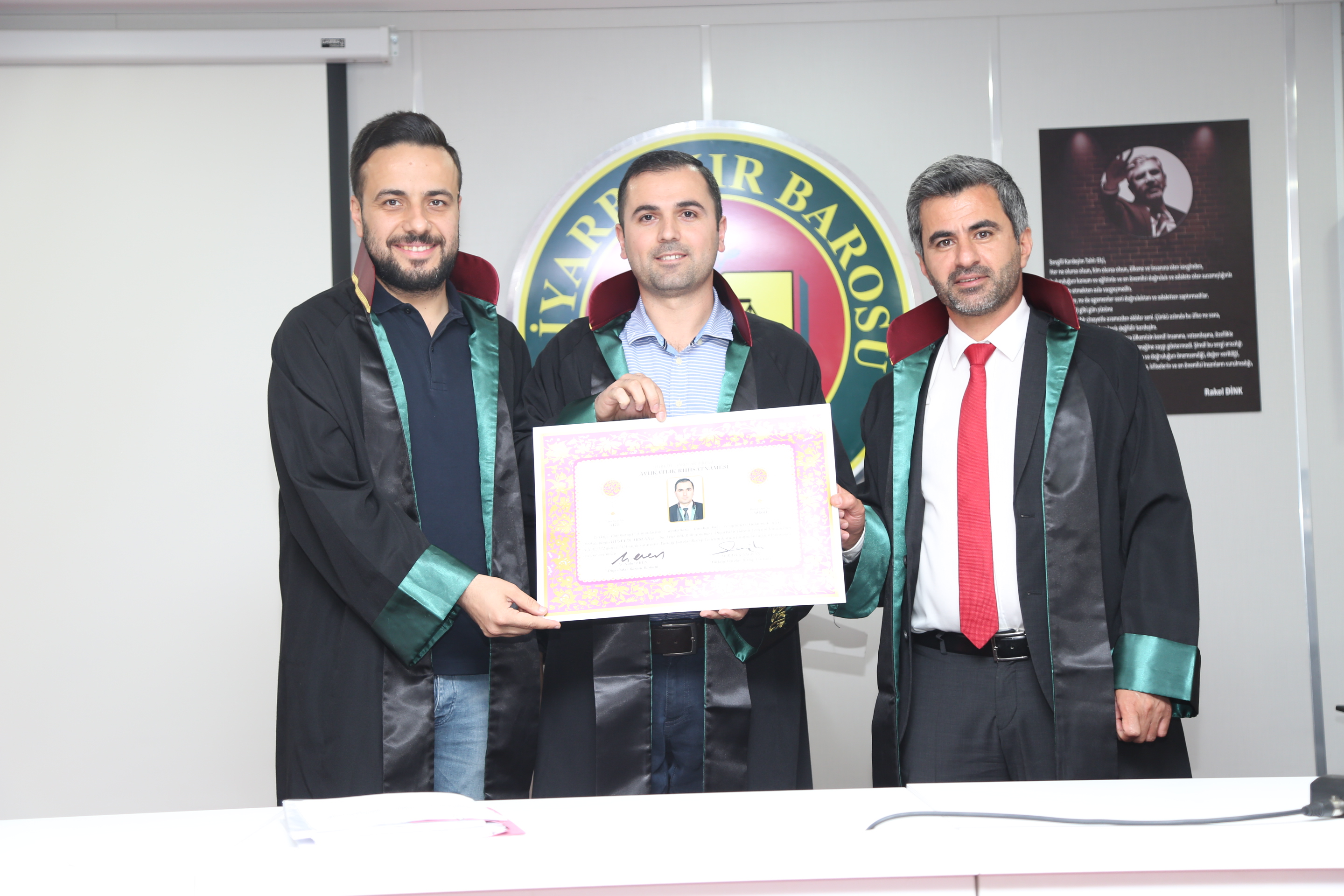 İki Meslektaşımız Avukatlık Yeminini İcra Ederek Aramıza Katıldı. — 2