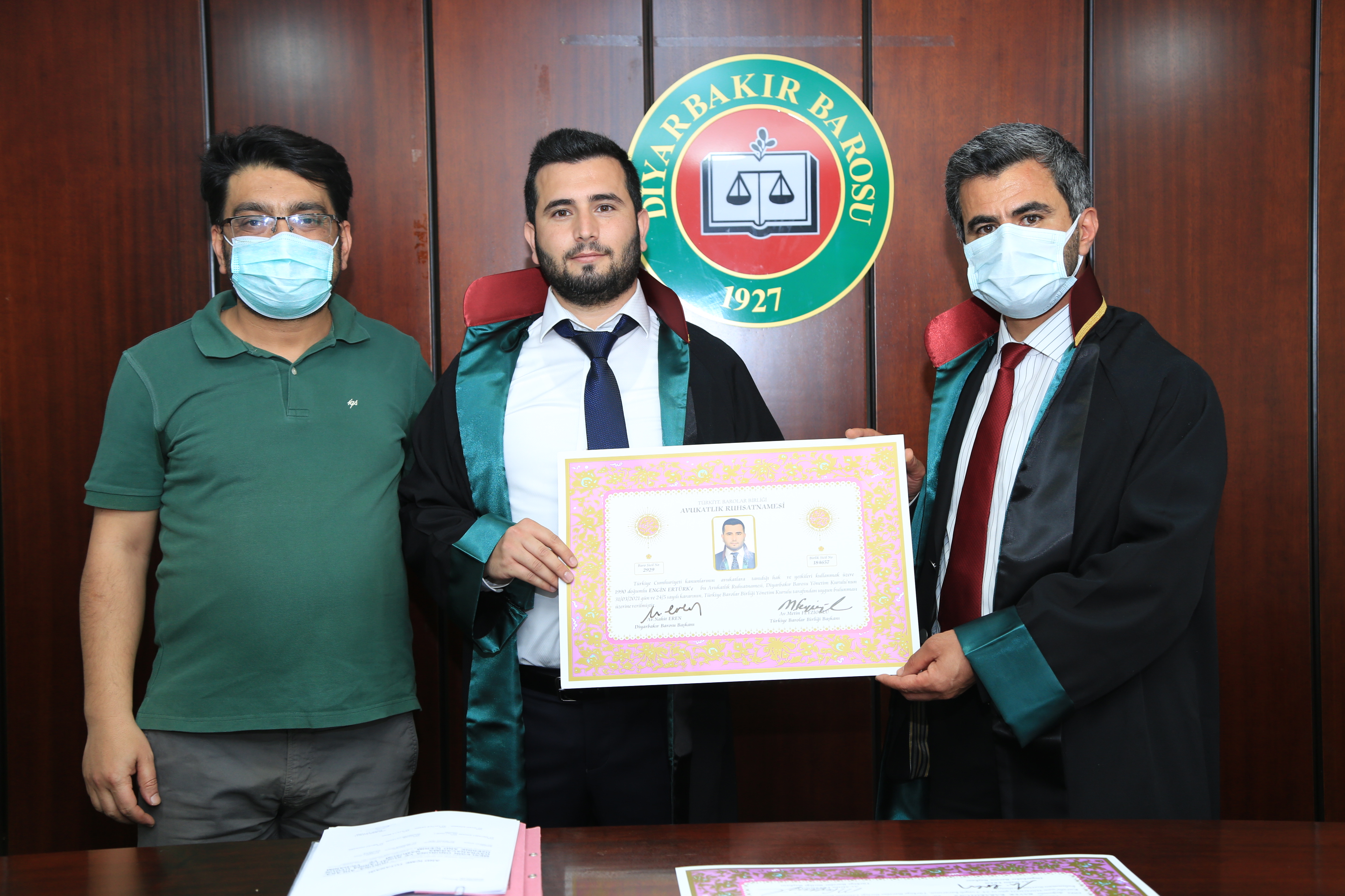 İki Meslektaşımız Avukatlık Yeminlerini İcra Ederek Aramıza Katıldı. — 1