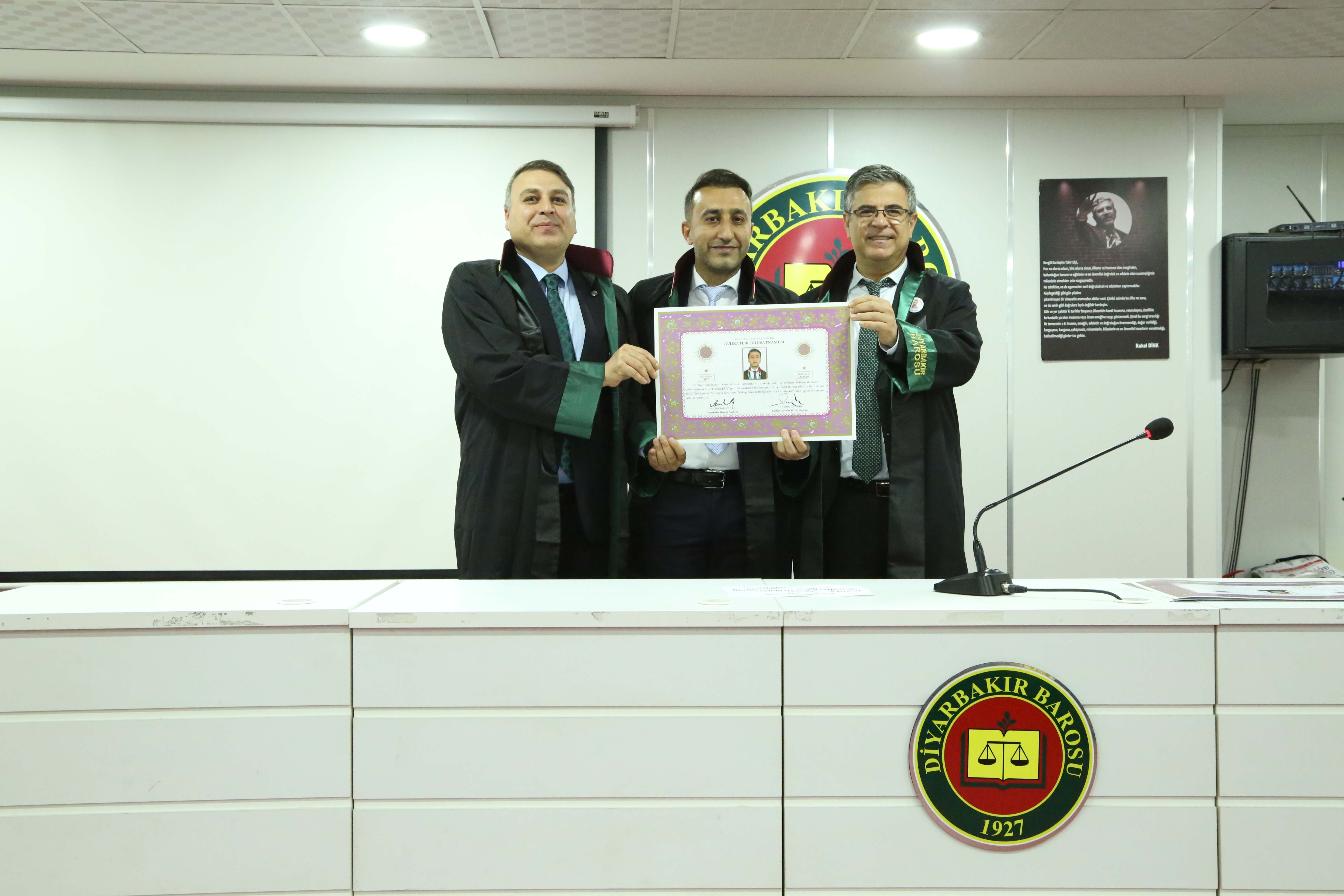 On Meslektaşımız Avukatlık Yeminini İcra Ederek Aramıza Katıldı — 2