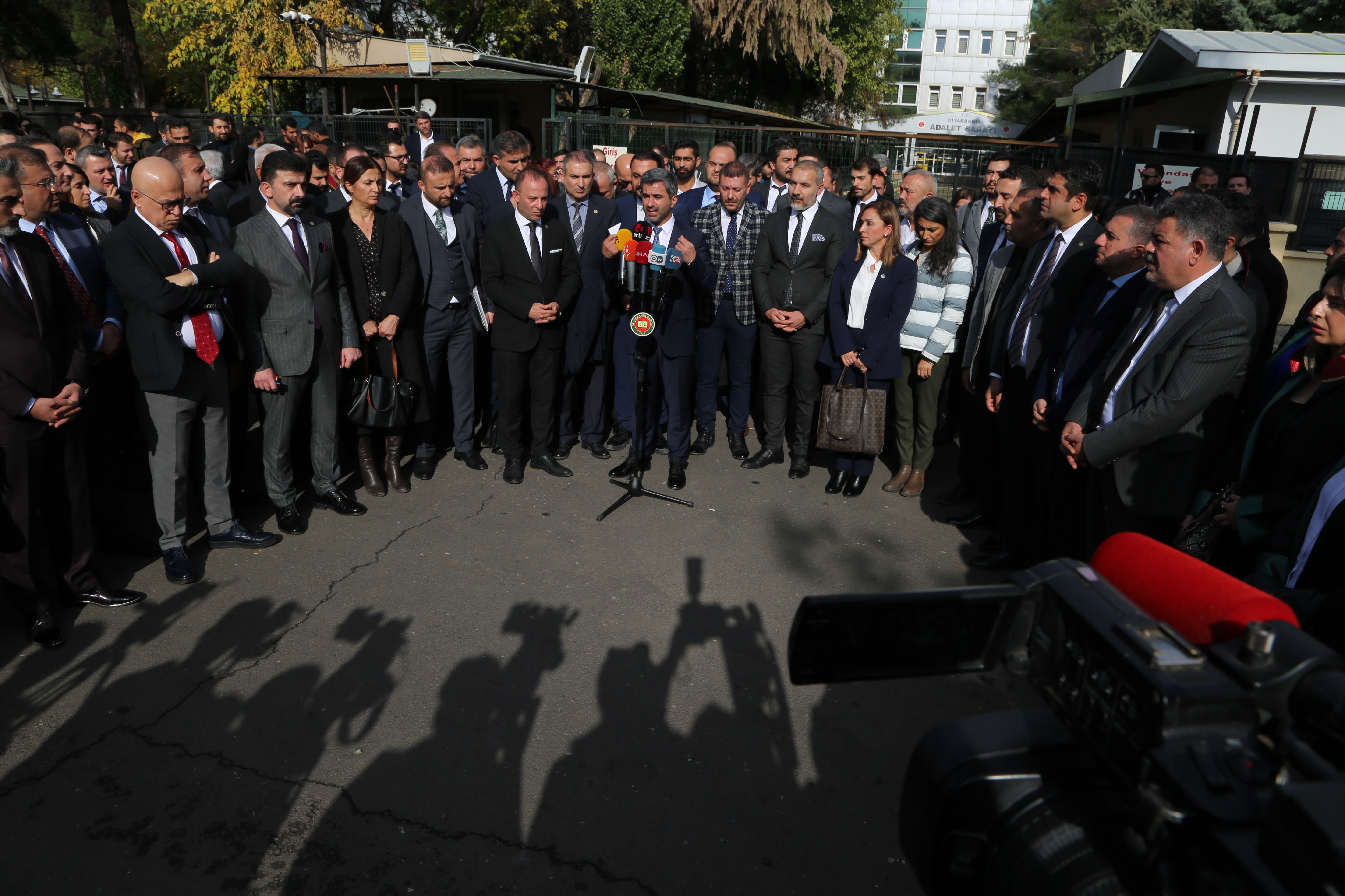 Baro Başkanımız Tahir ELÇİ'nin Faillerinin Yargılandığı Davanın Altıncı Duruşması Yapıldı. — 1