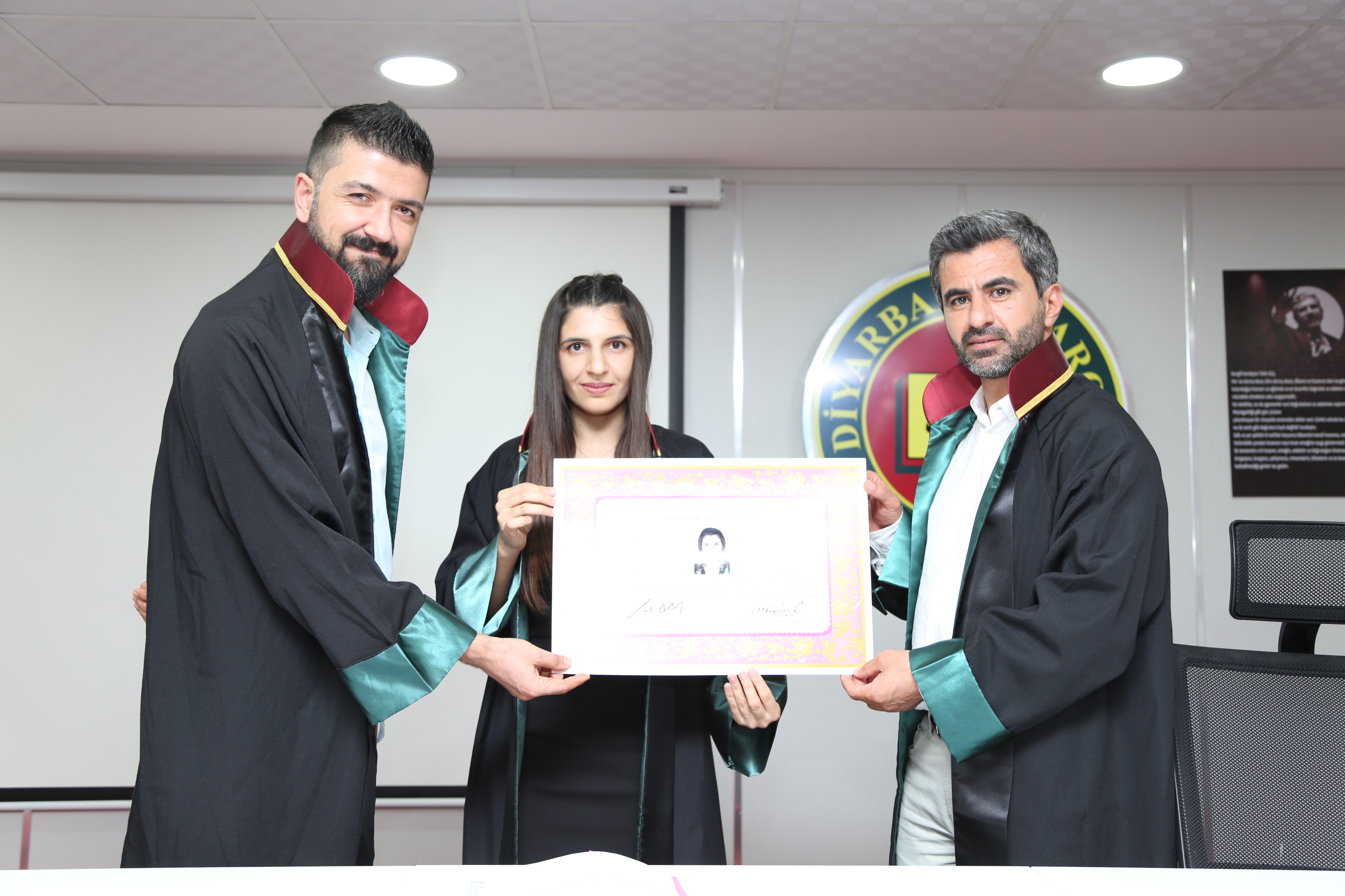 Bir Meslektaşımız Avukatlık Yeminini İcra Ederek Aramıza Katıldı — 1