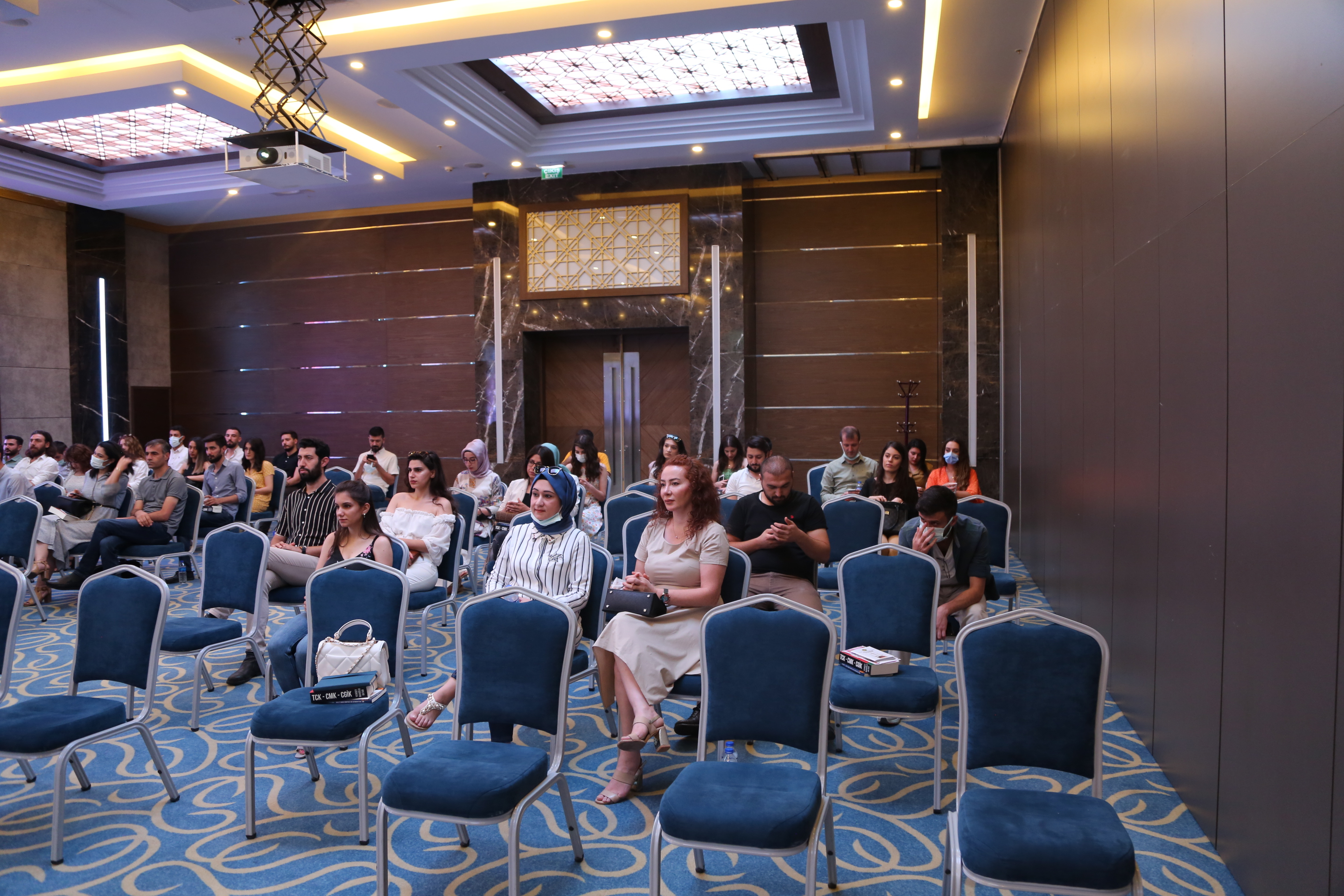 CMK Eğitim Seminerleri'nin İkincisi Tamamlandı. — 2