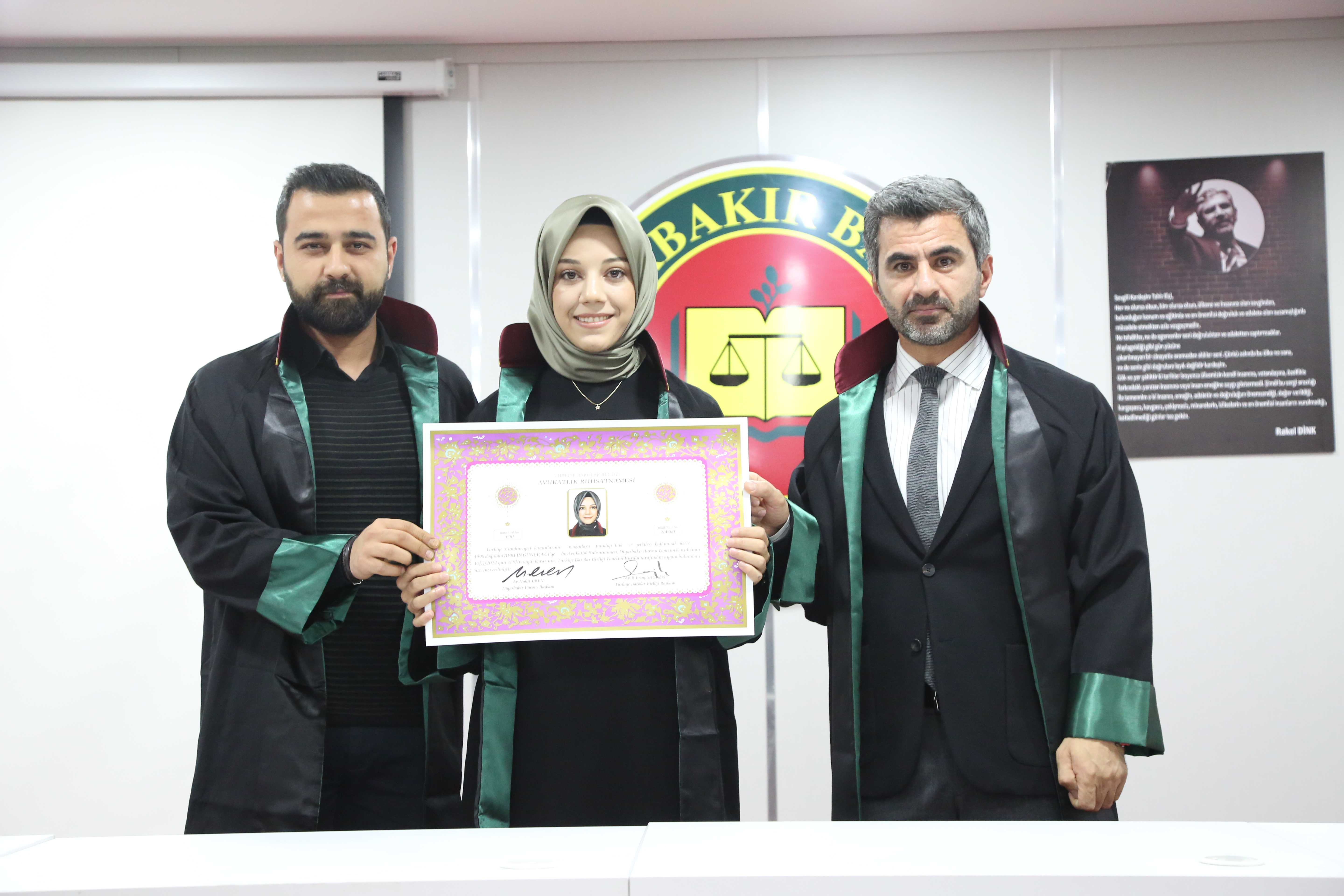 On Yedi Meslektaşımız Avukatlık Yeminini İcra Ederek Aramıza Katıldı. — 4