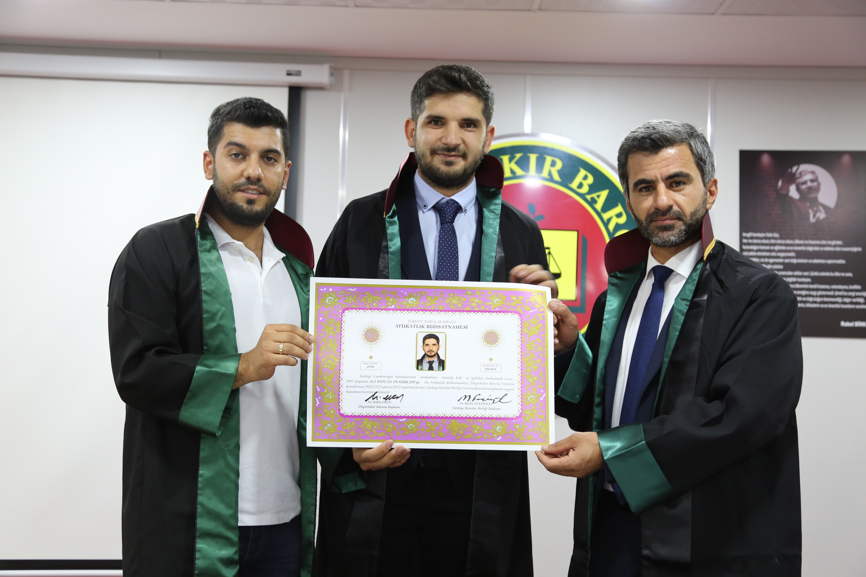 On Sekiz Meslektaşımız Avukatlık Yeminini İcra Ederek Aramıza Katıldı — 1