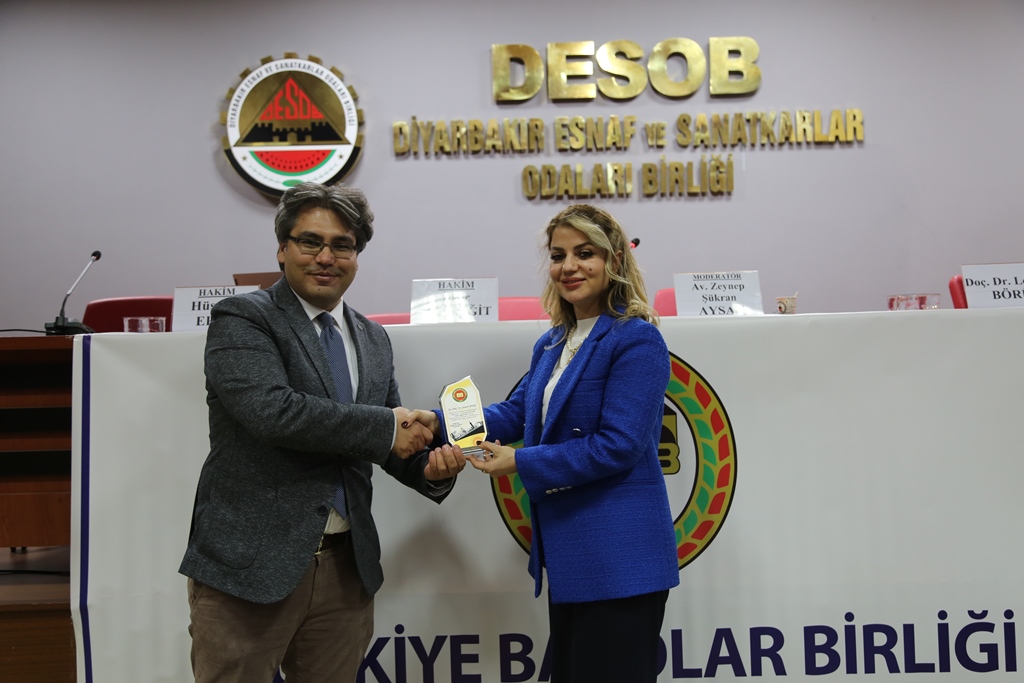 "HMK Uygulamaları" konulu Meslek İçi Eğitim Semineri yapıldı. — 10