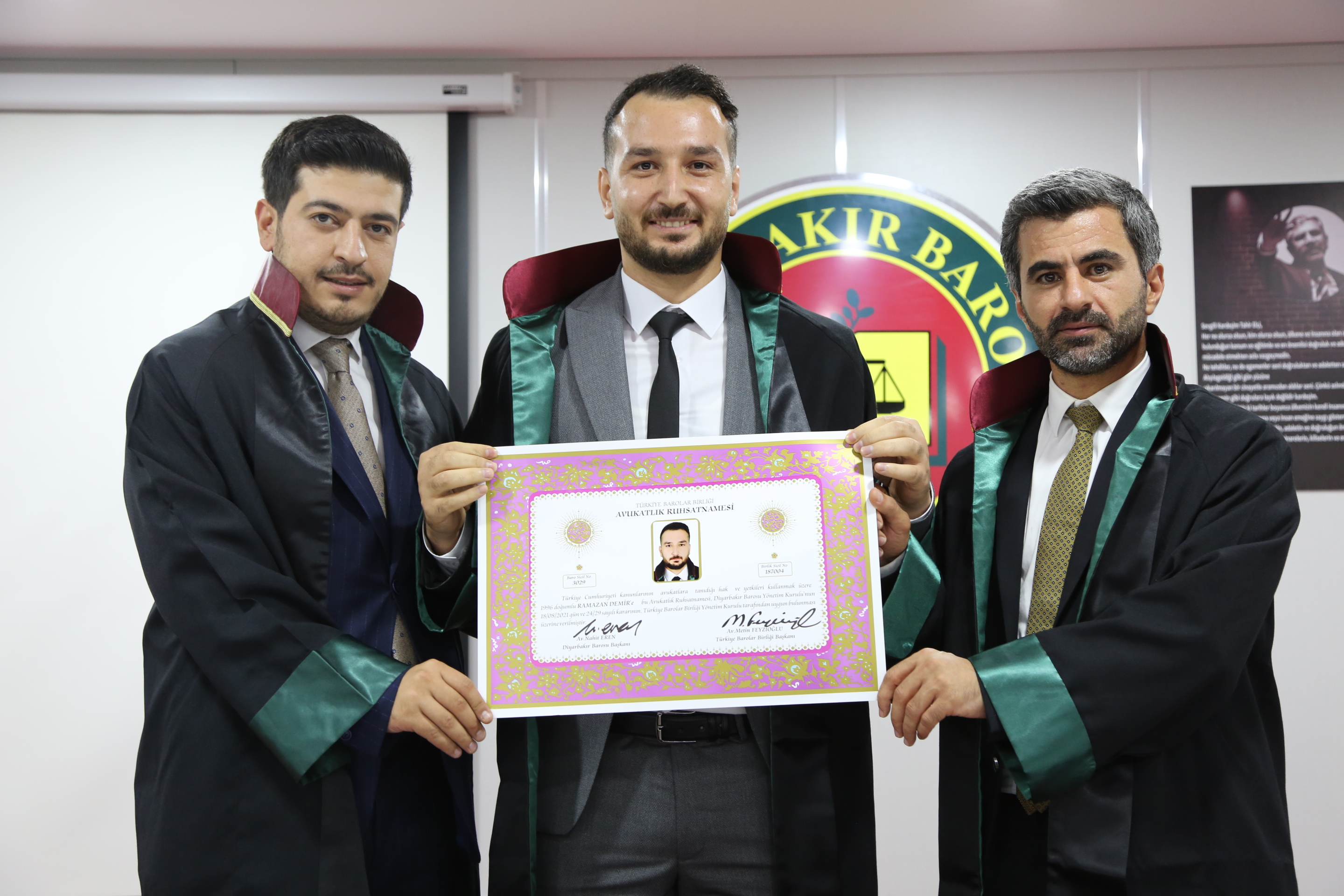 Altı Meslektaşımız Avukatlık Yeminini İcra Ederek Aramıza Katıldı. — 2