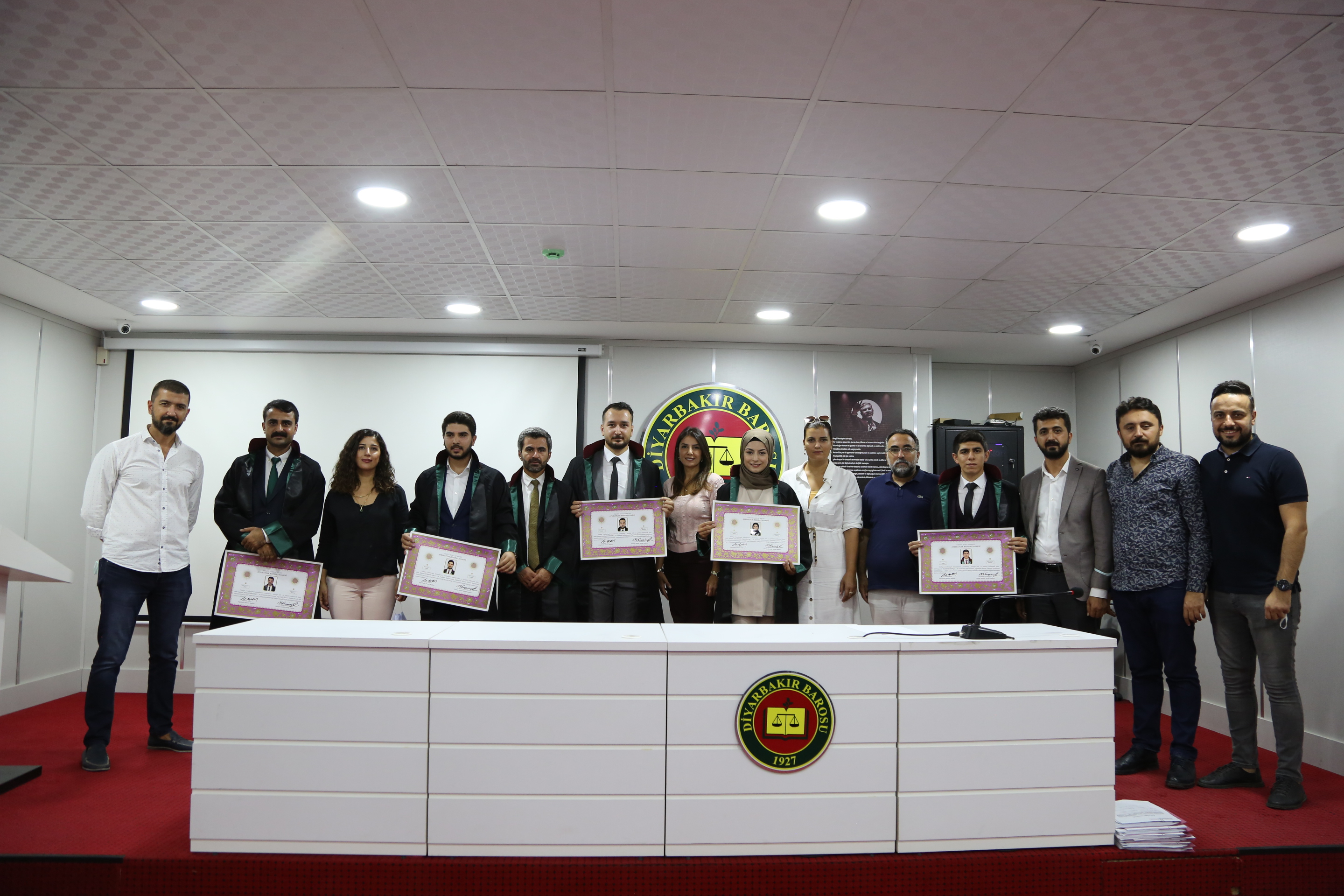 Altı Meslektaşımız Avukatlık Yeminini İcra Ederek Aramıza Katıldı. — 7