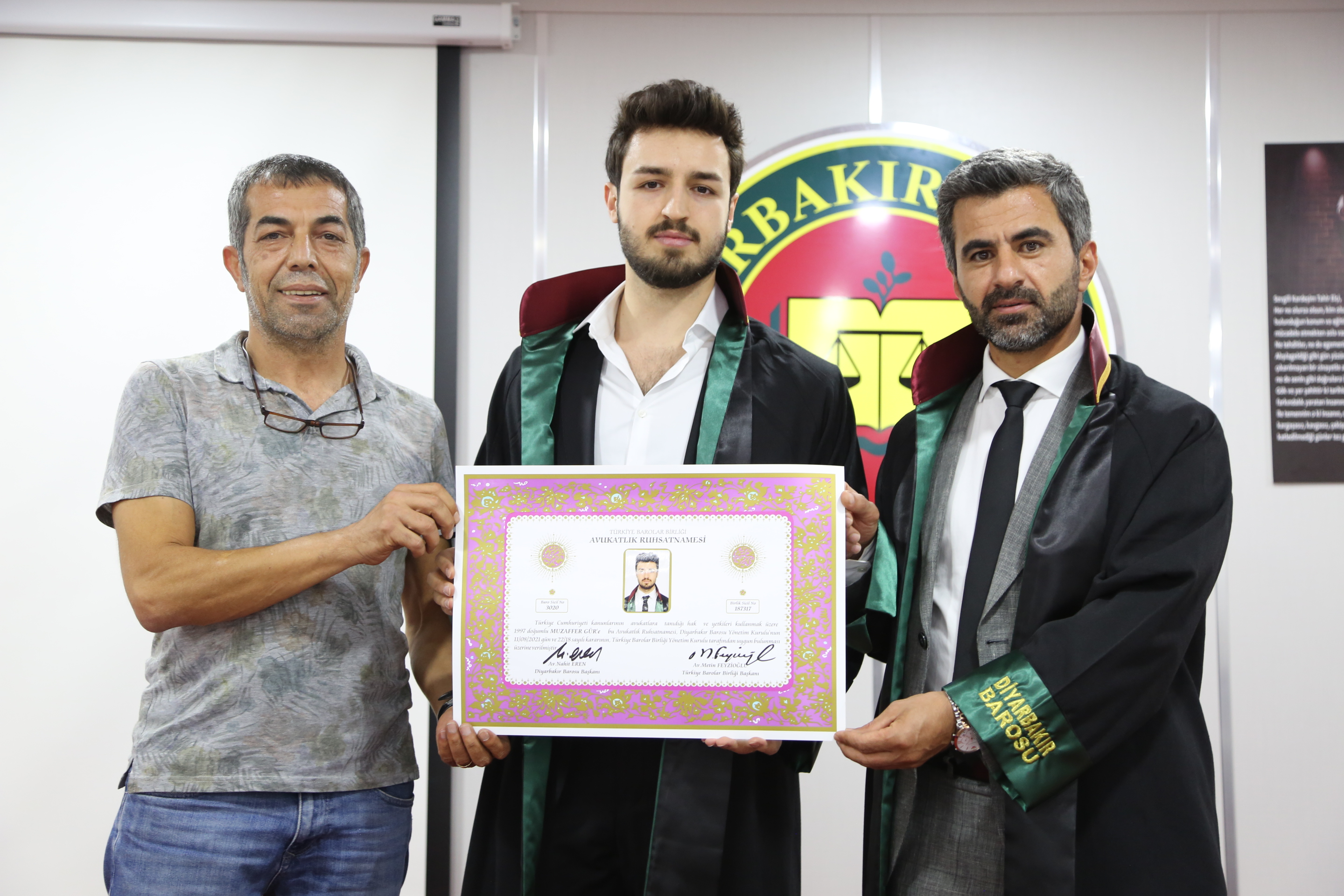 Dört Meslektaşımız Avukatlık Yeminini İcra Ederek Aramıza Katıldı. — 1