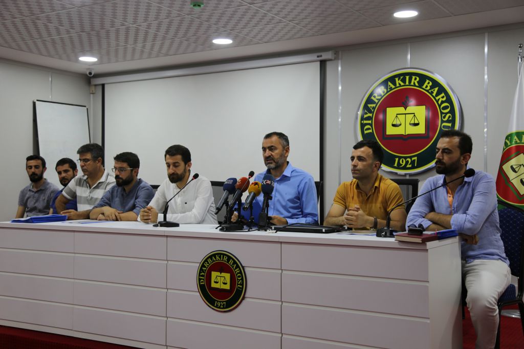Diyarbakır Geneli 2019 Yılı İlk 4 Aylık Toplantı Ve Gösteri Yürüyüşü Hakkı İle Bağlantılı Olarak İfade Özgürlüğü Raporu Basına Sunuldu... — 1