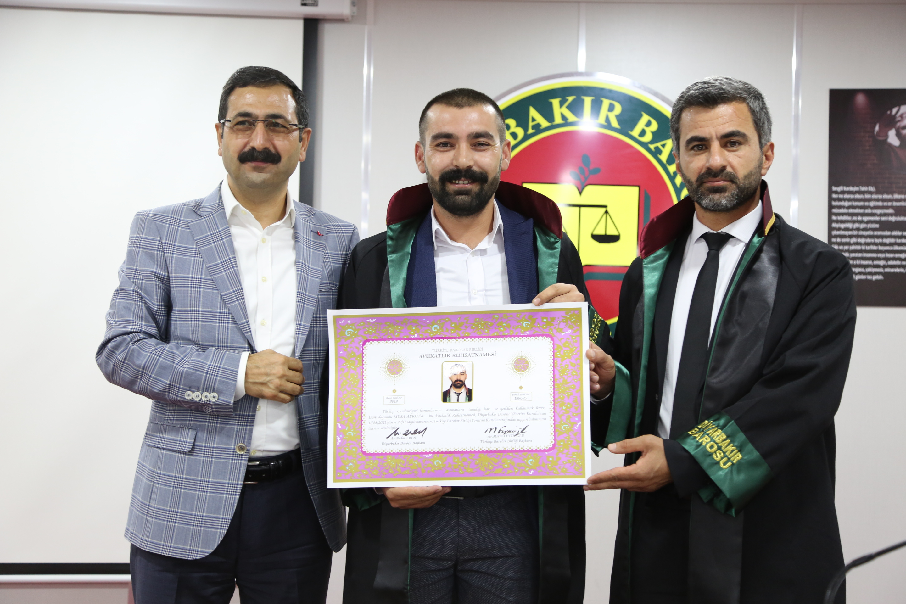 Altı Meslektaşımız Avukatlık Yeminini İcra Ederek Aramıza Katıldı. — 1