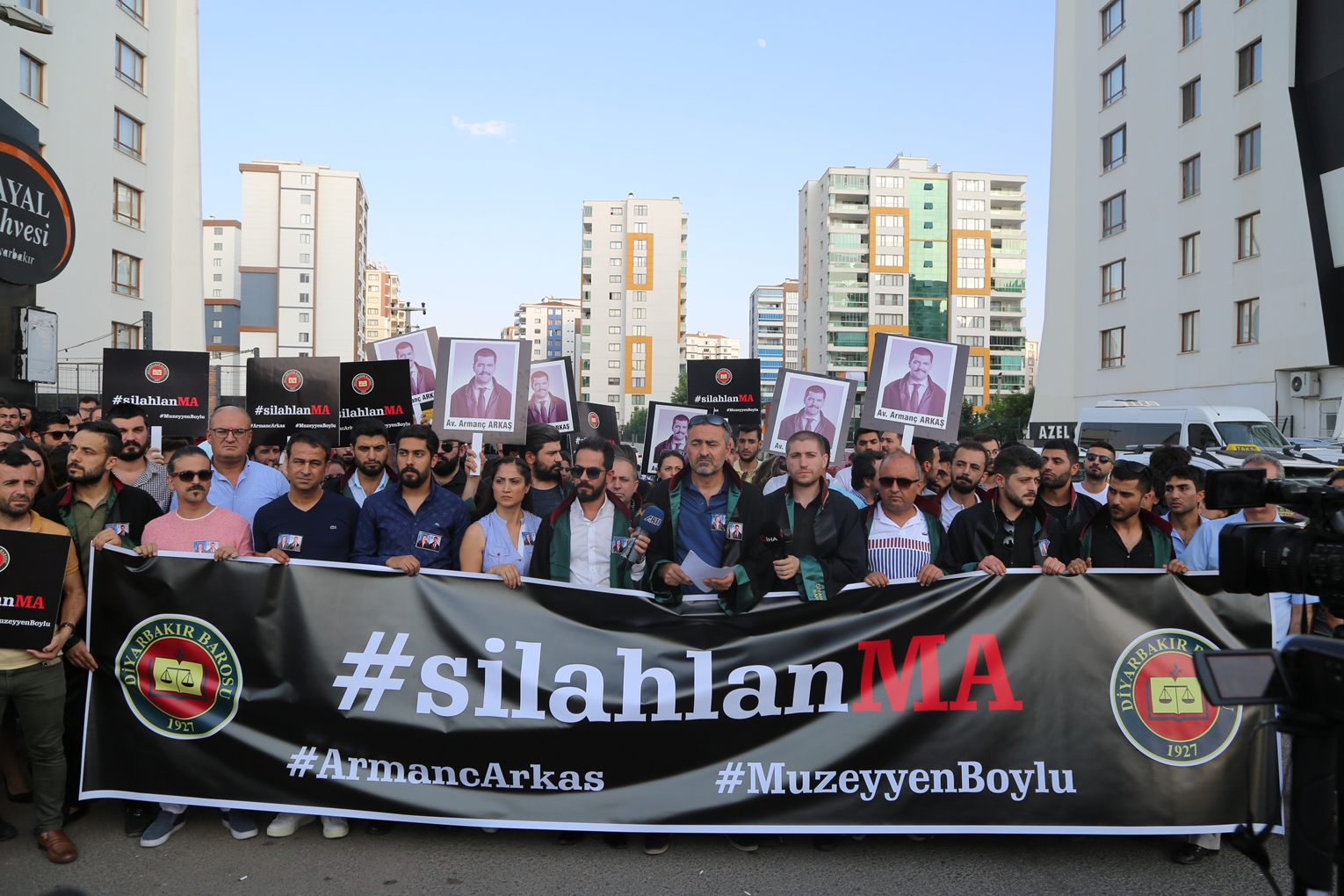 Jı gel û çapemenıyê re — 2
