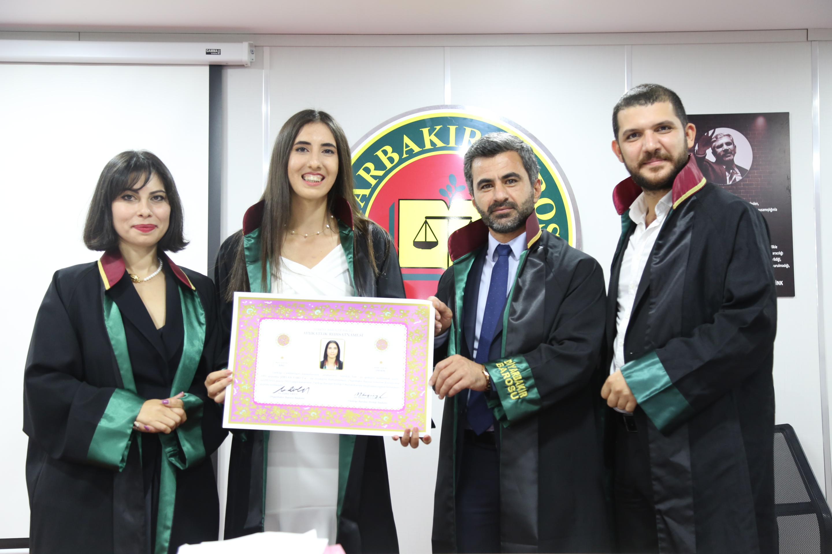 Dört Meslektaşımız Avukatlık Yeminini İcra Ederek Aramıza Katıldı. — 1