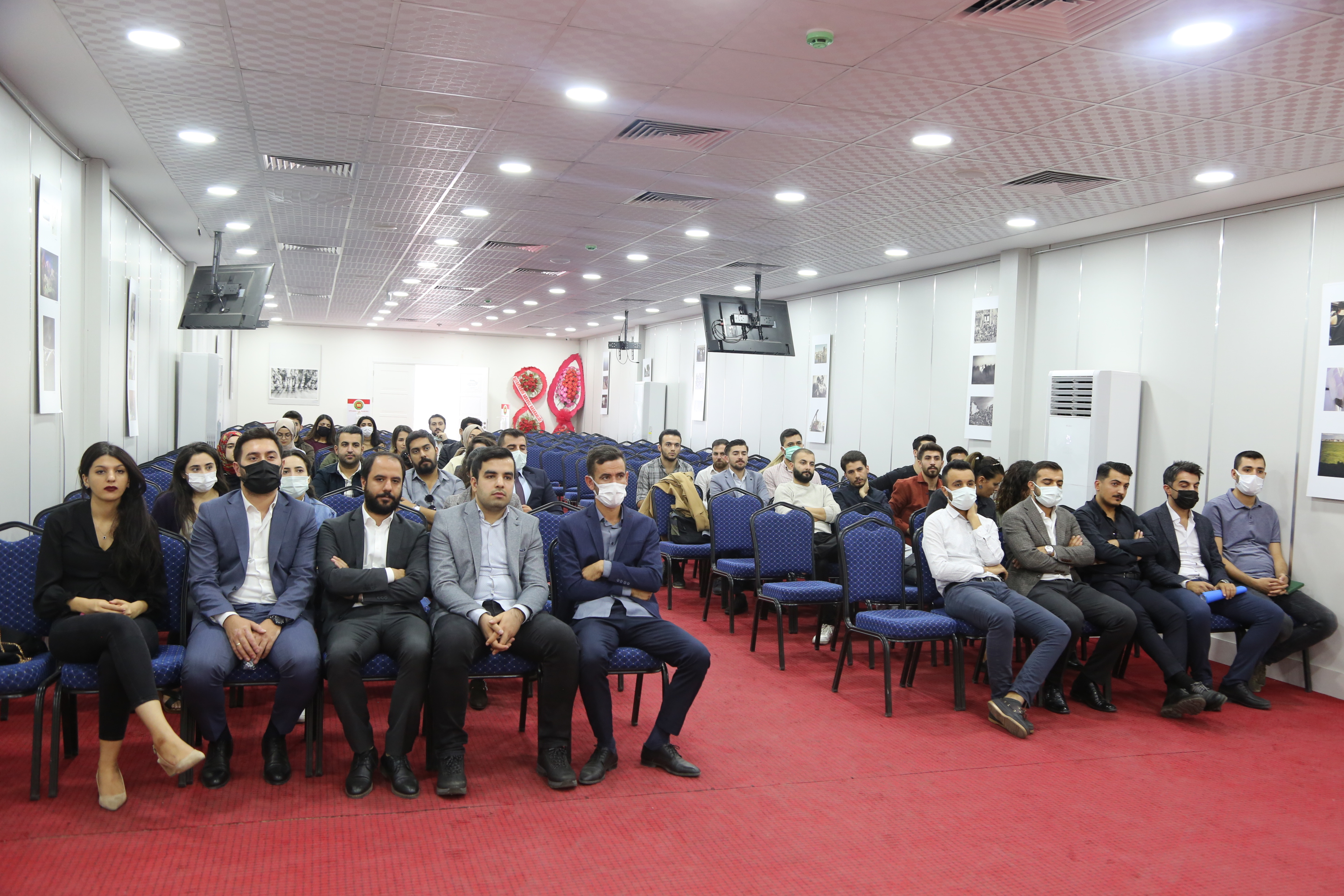 Diyarbakır Barosu Genç Avukatlar Meclisi İlk Genel Kurulu toplantısını  gerçekleştirdi. — 1