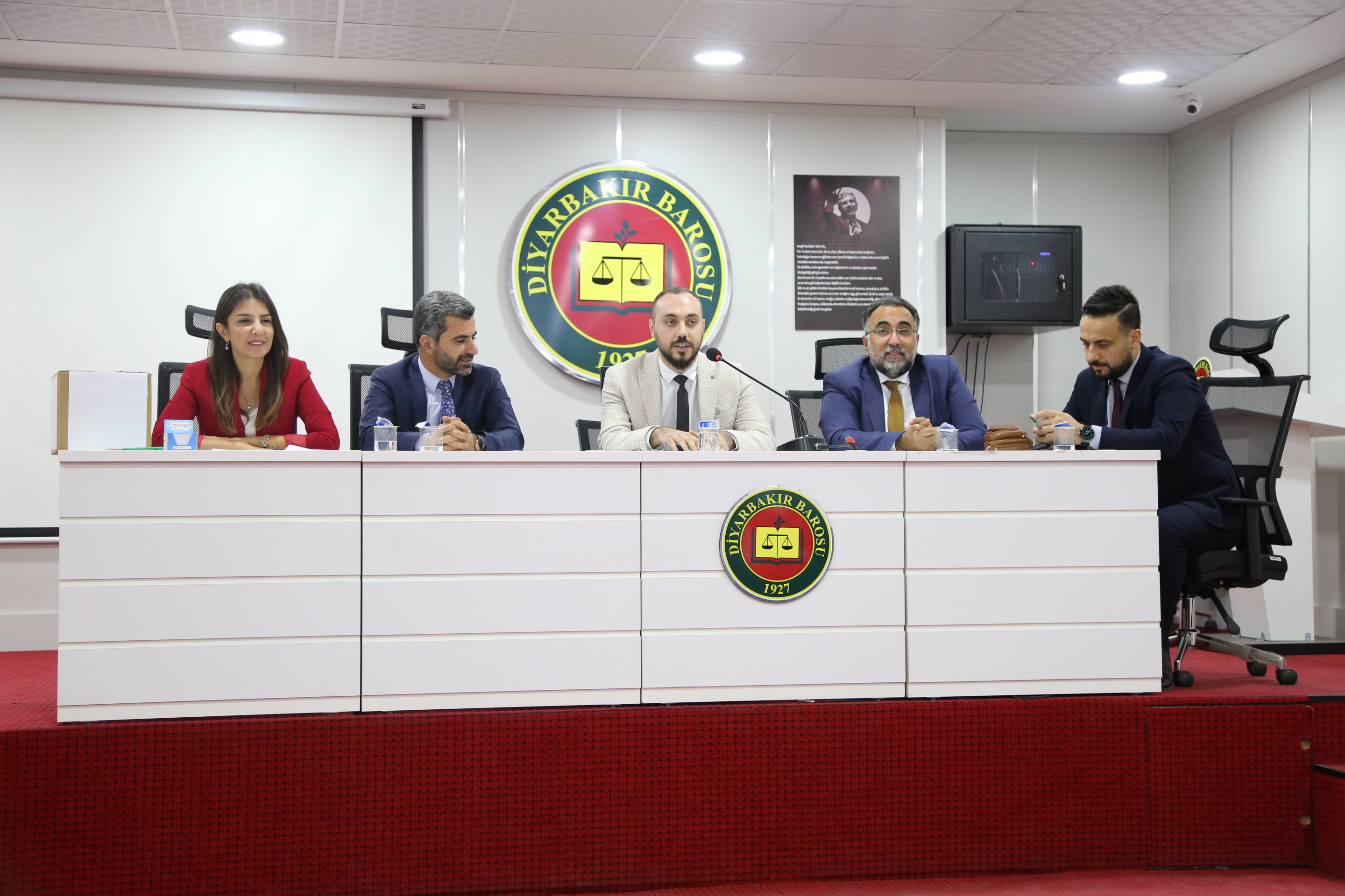 Diyarbakır Barosu Genç Avukatlar Meclisi İlk Genel Kurulu toplantısını  gerçekleştirdi. — 6