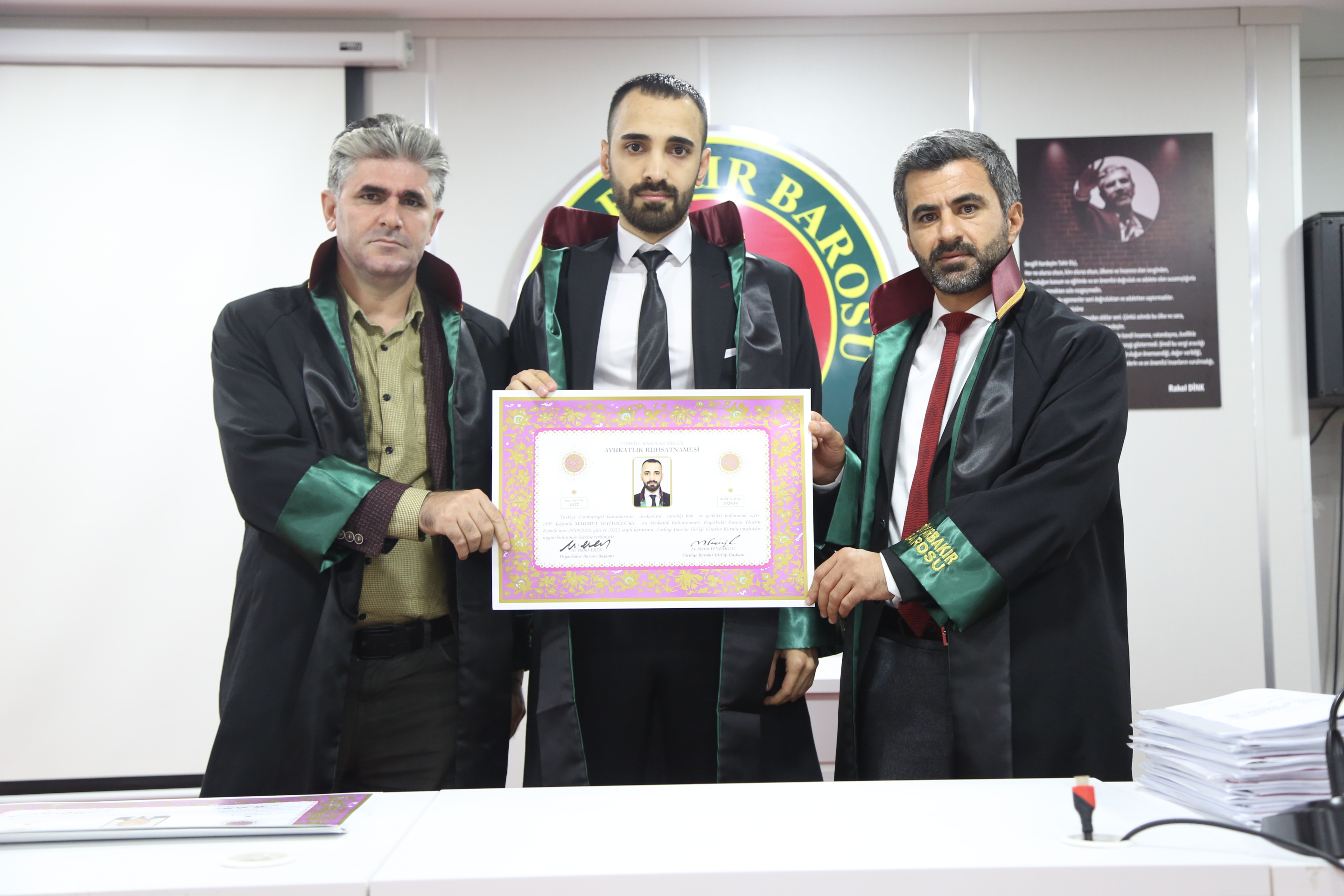 Sekiz Meslektaşımız Avukatlık Yeminini İcra Ederek Aramıza Katıldı. — 1