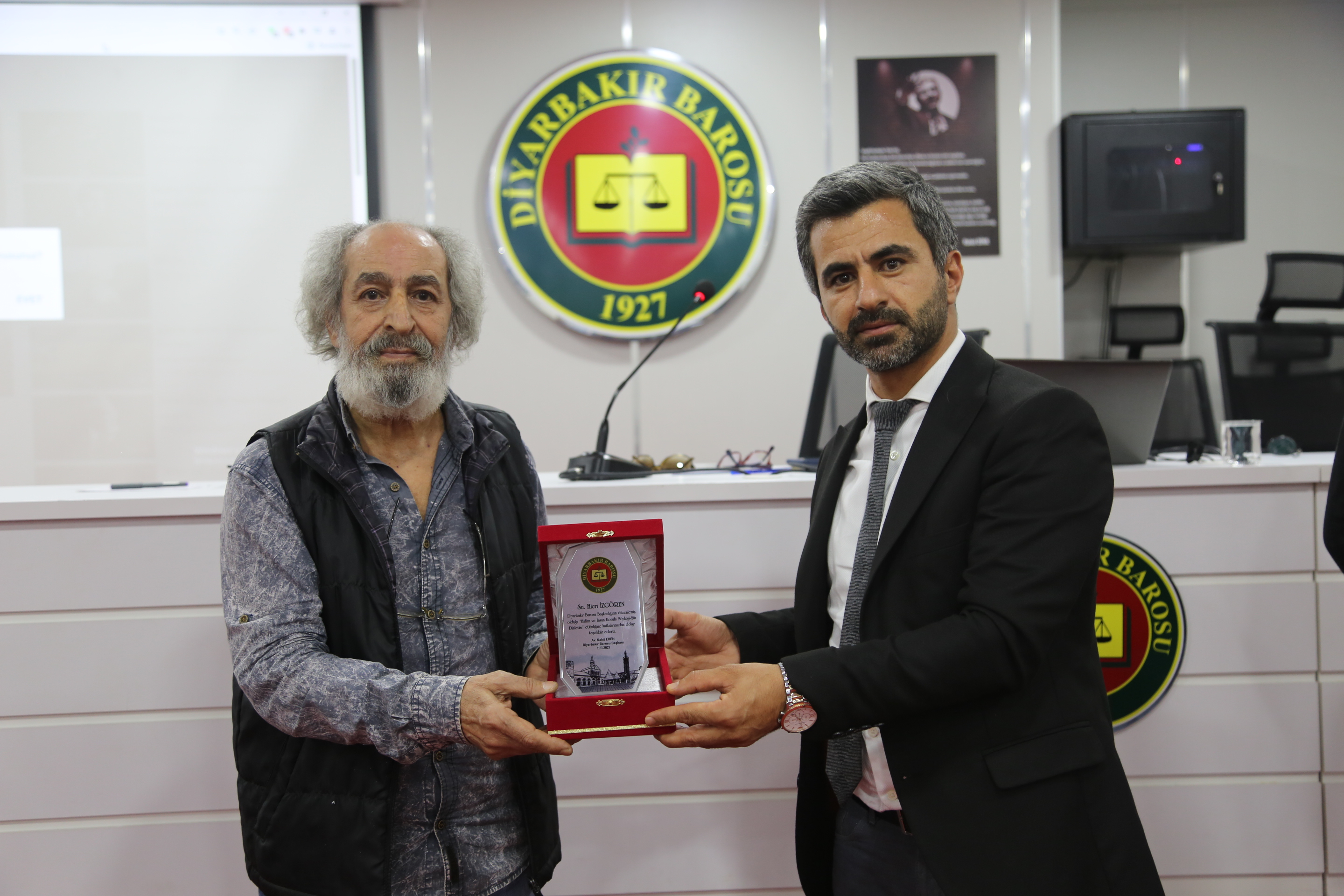 Li ser Bîr û Mirov Dîwankiya Hevpeyvîn-Helbestê Hat Lidarxistin. — 3