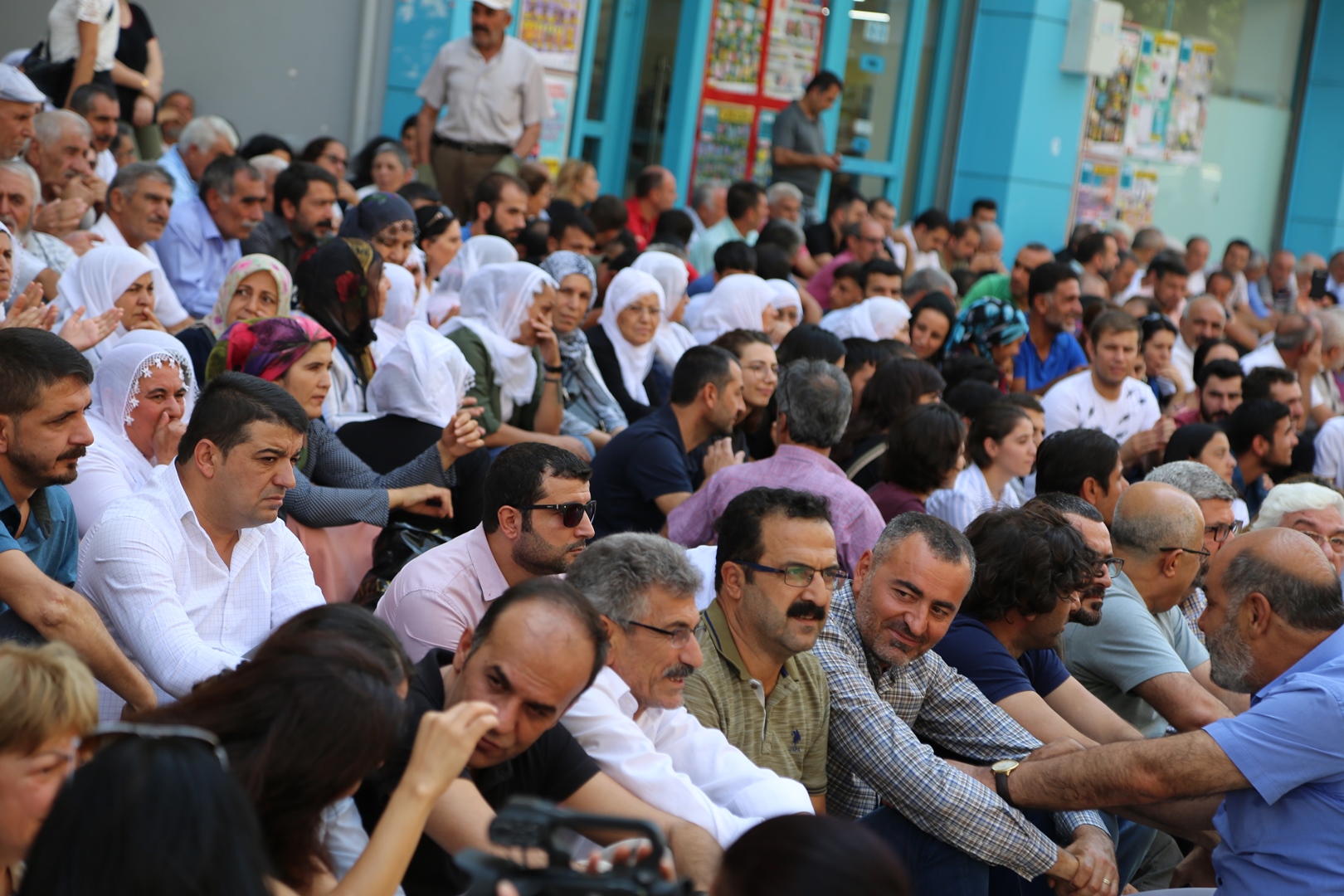 Kayyum Atamalarını Protesto Eden Diyarbakır Halkına Baromuzdan Destek... — 4