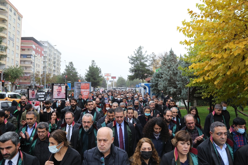 Katledilişinin 6. Yılında Ebedi Başkanımız Tahir Elçi'nin İnsan Hakları Mücadelesi Mirasına Sahip Çıkıyor, Saygı ve Özlemle Anıyoruz. — 2