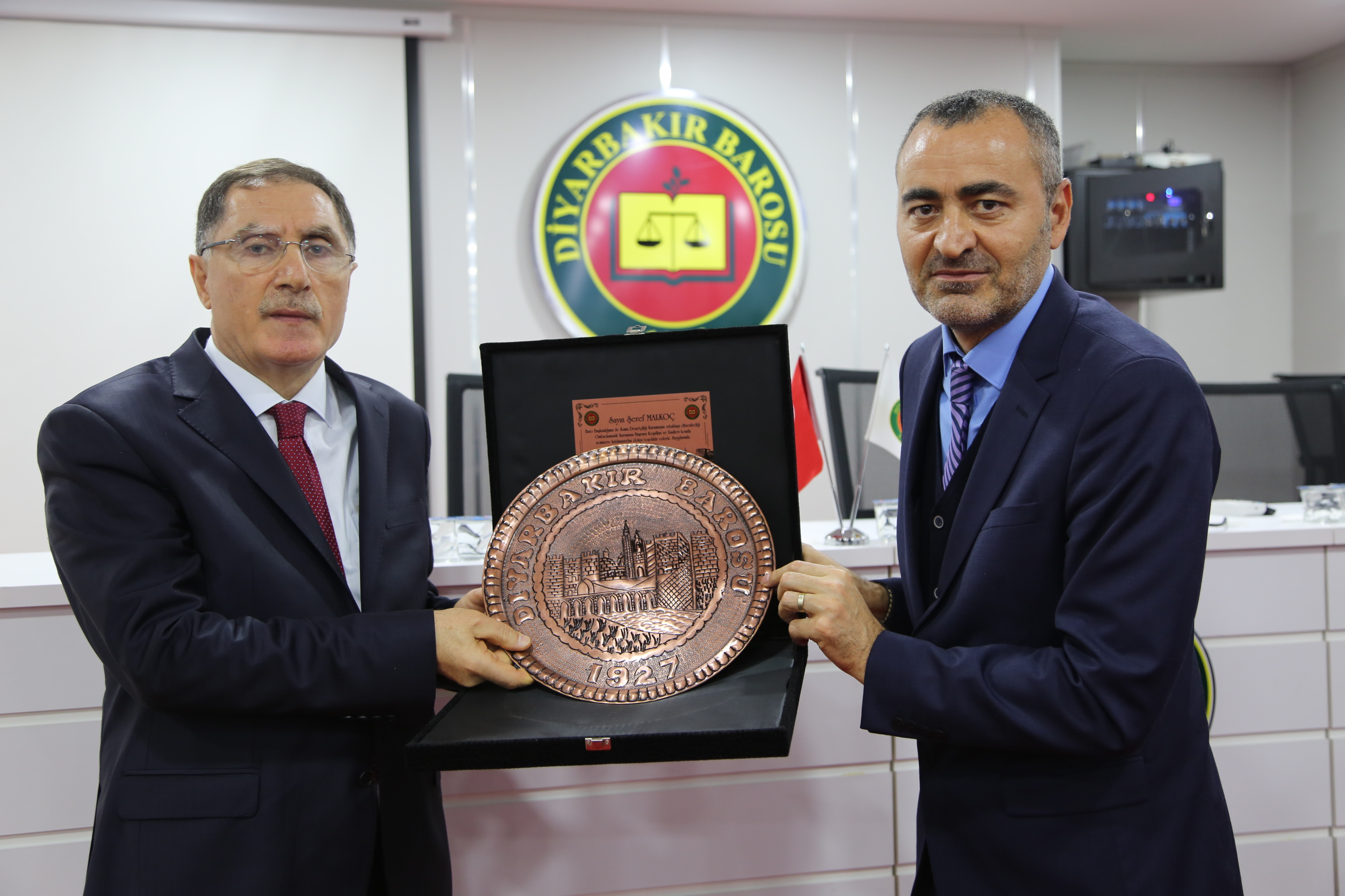 Ombudsmanlık Kurumuna Başvuru Koşul ve Usulleri Konulu Meslek İçi Eğitim Semineri Yapıldı. — 9