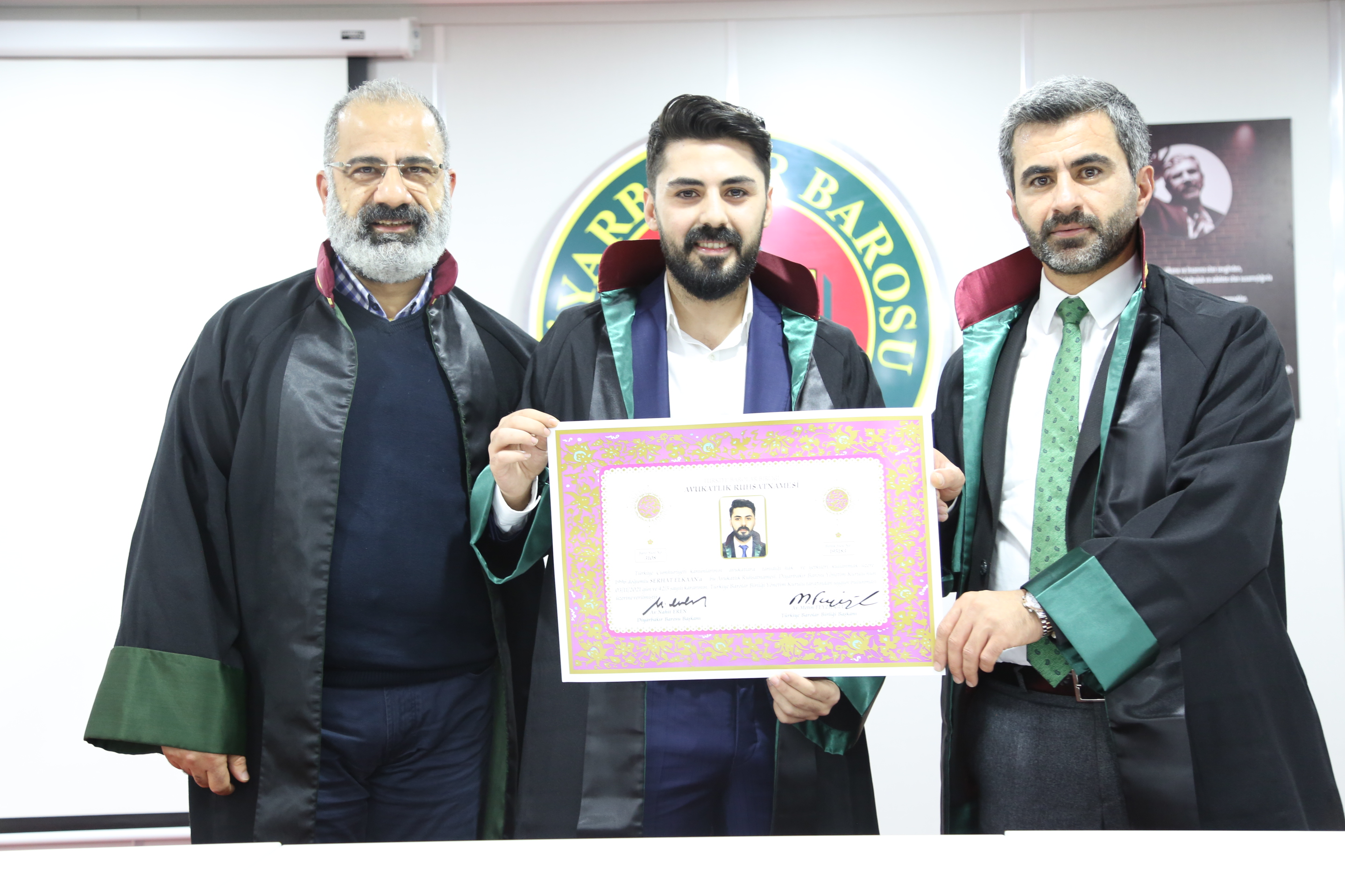 Sekiz Meslektaşımız Avukatlık Yeminini İcra Ederek Aramıza Katıldı. — 8
