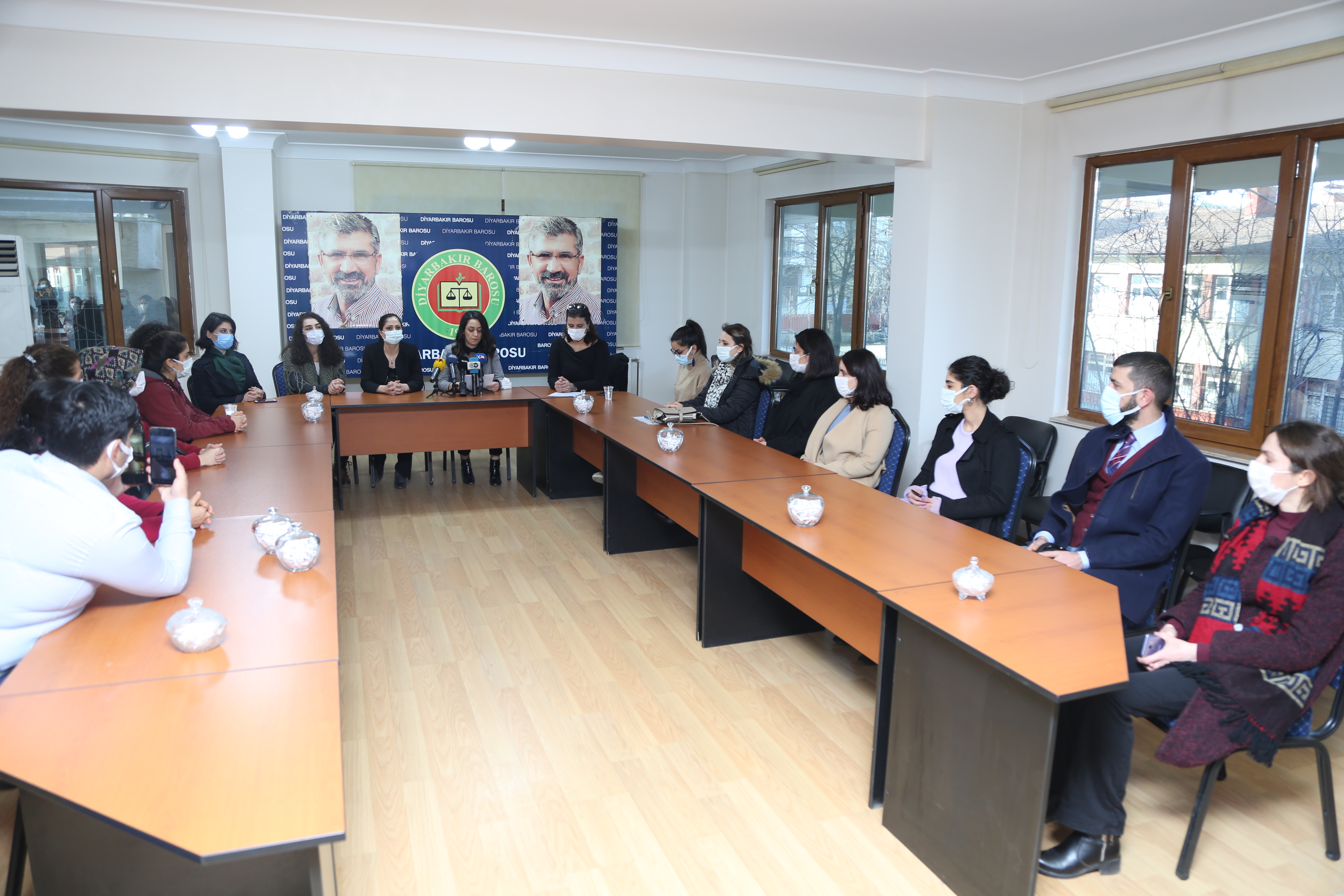 1 Yıl Önce Dersim'de Kaybolan Gülistan Doku İçin Diyarbakır Şiddetle Mücadele Ağının Yaptığı Basın Açıklaması... — 1