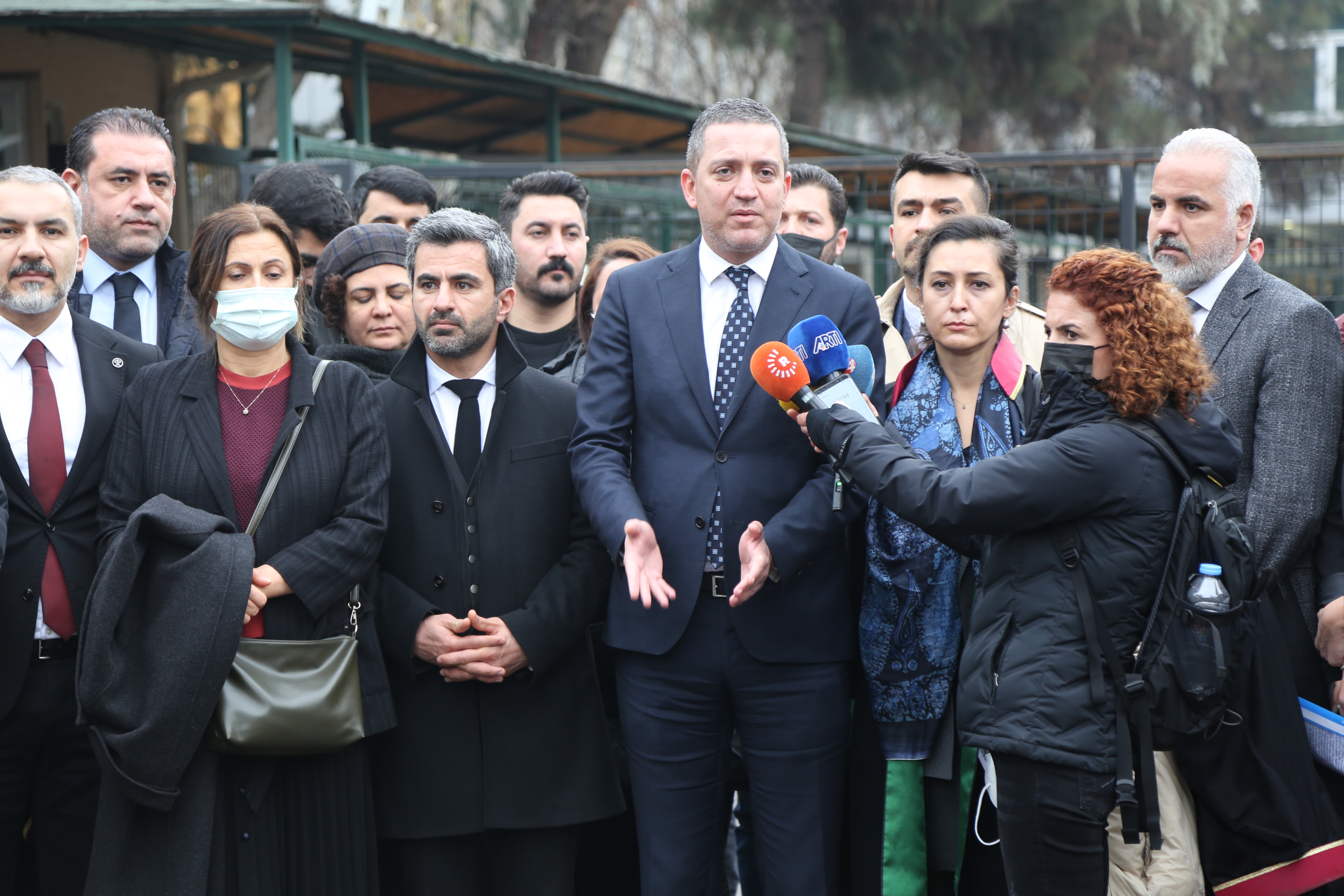 Katledilen Baro Başkanımız Tahir ELÇİ'nin Faillerinin Yargılandığı Davanın Dördüncü Duruşması Yapıldı. — 1