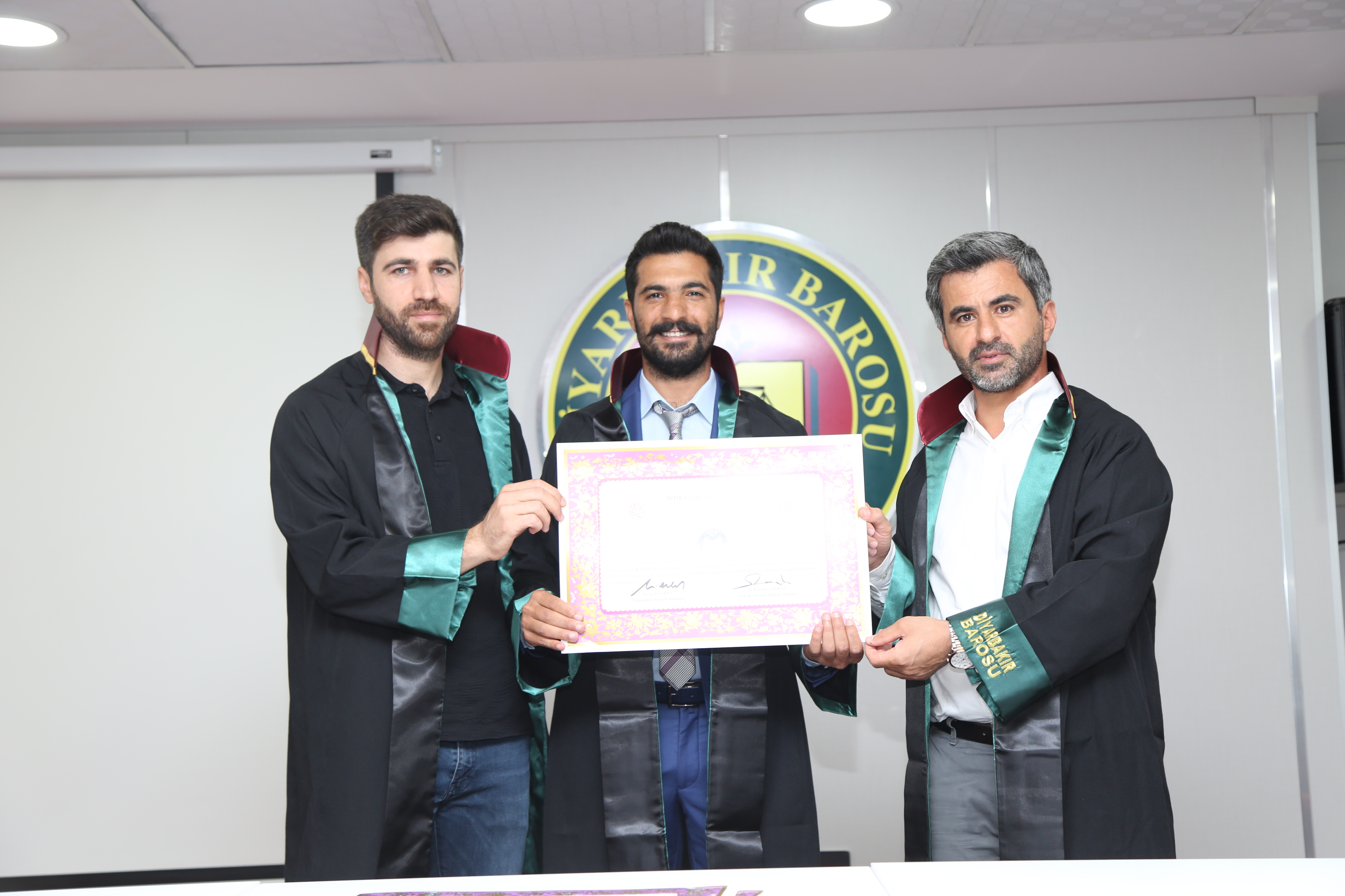 Dört Meslektaşımız Avukatlık Yeminini İcra Ederek Aramıza Katıldı. — 1