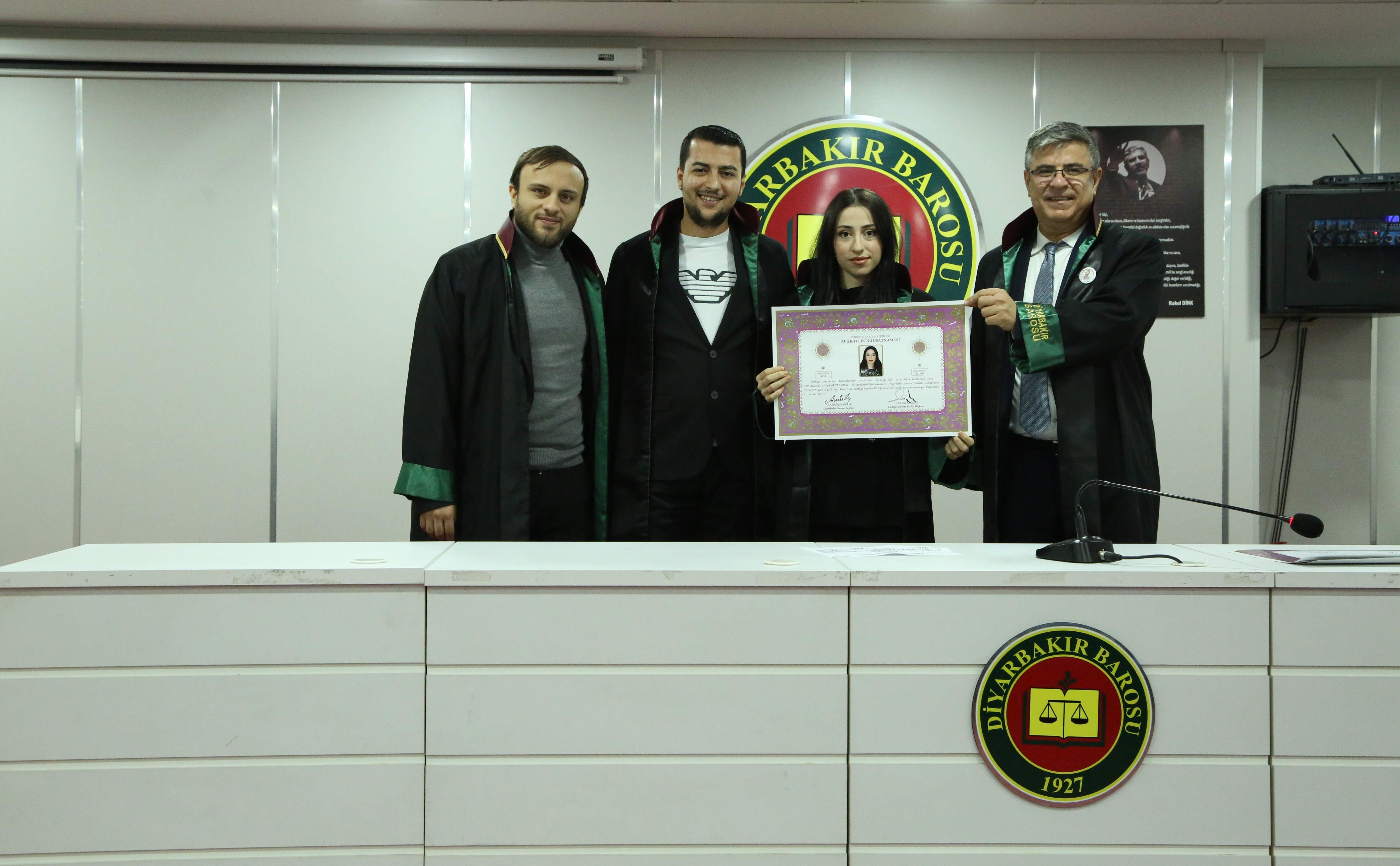 Beş Meslektaşımız Avukatlık Yeminini İcra Ederek Aramıza Katıldı — 2