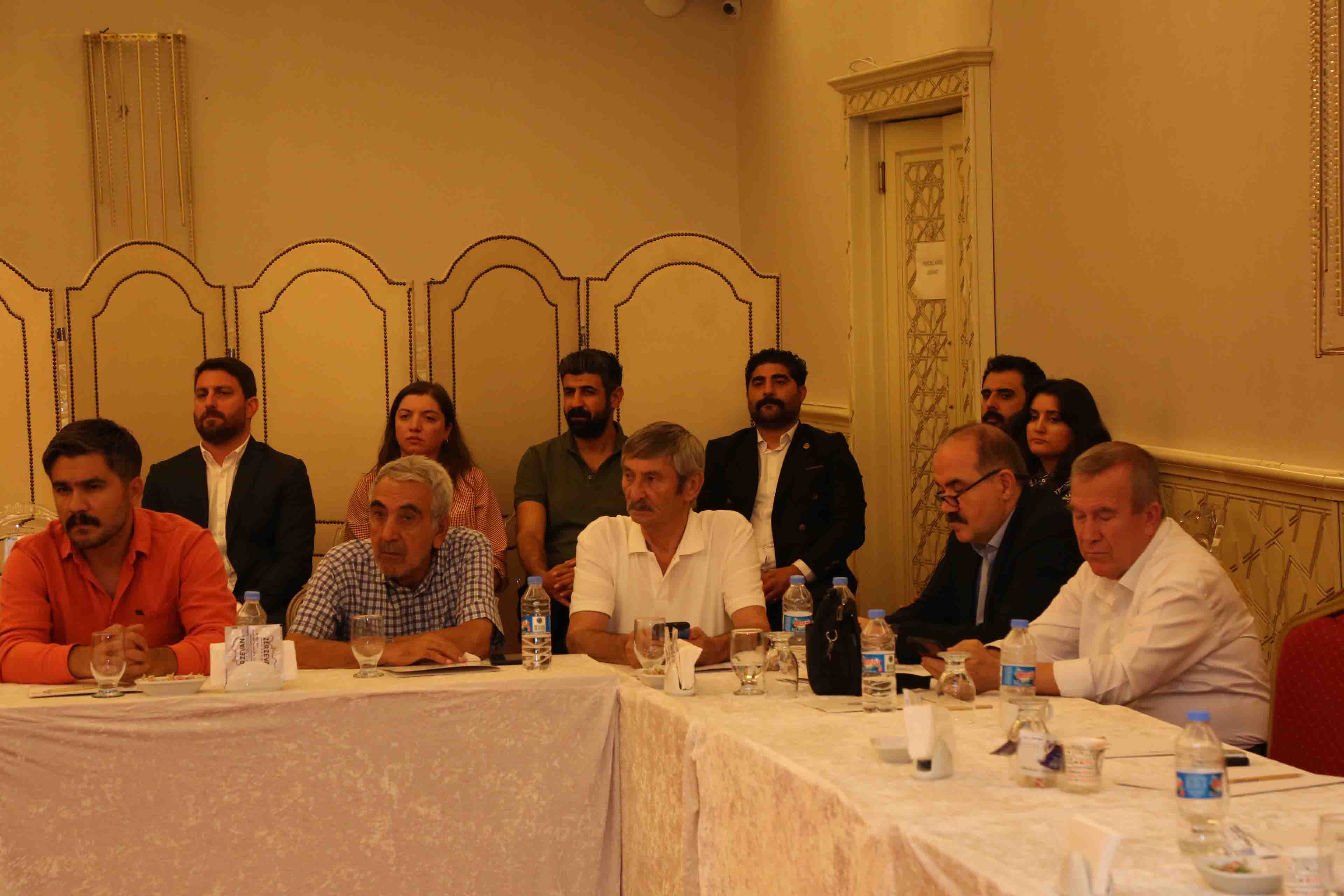 "Çözüm ve Diyalog: Barışın İnşası İçin Yeni Bir Başlangıç" Toplantısı Gerçekleştirildi — 8