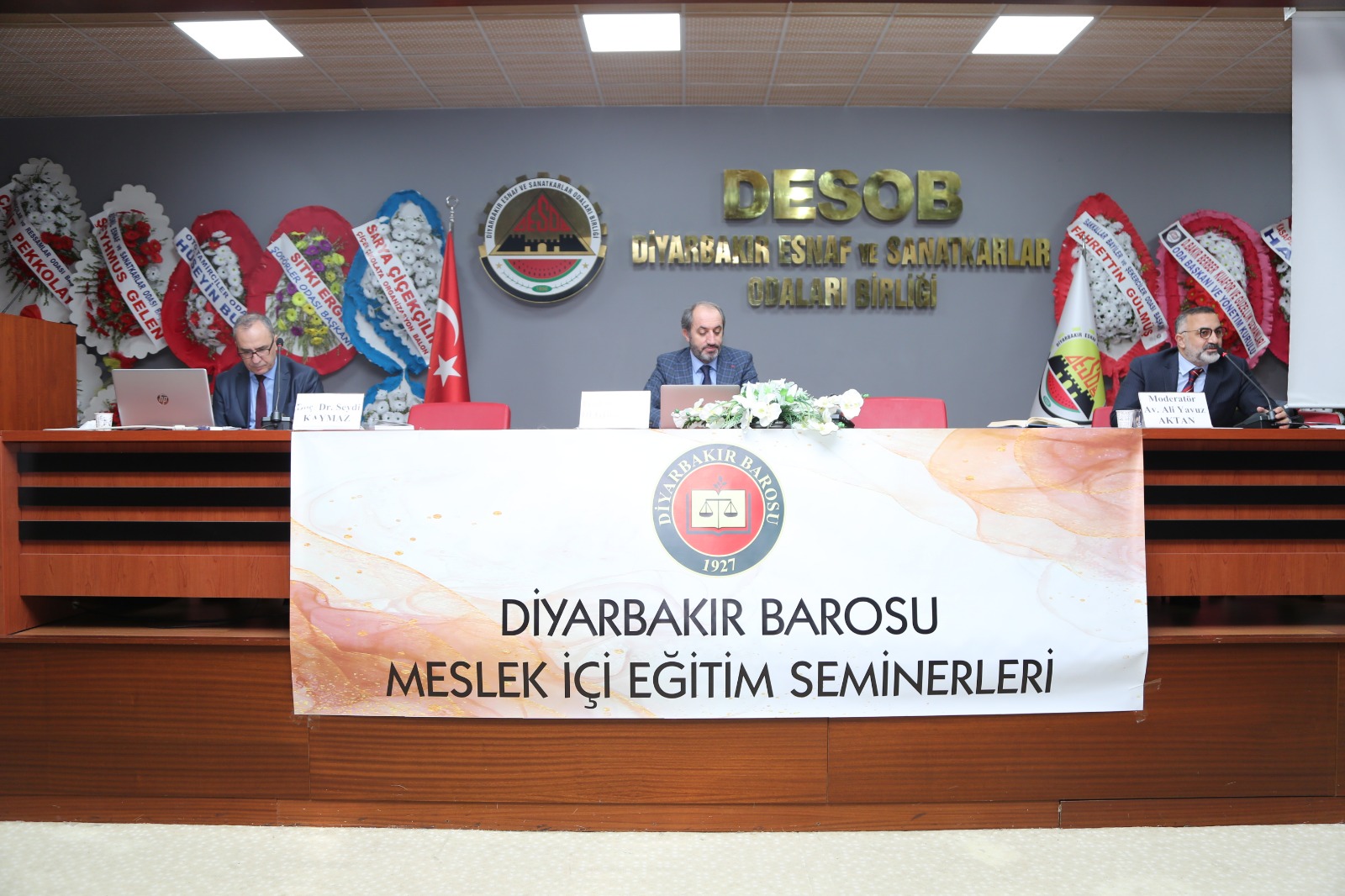 Semînera Perwerdehiya Navpîşeyî Ya Bi Mijara 'Di Darizîna Cezayê De Îstinaf, Temyîz û Îtirazkirin' Hat Lidarxistin. — 6