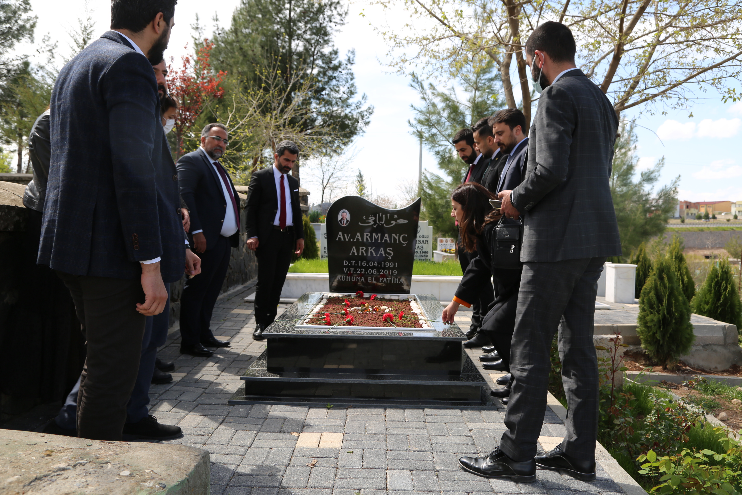 Me Bi Serdaniya Nirxên Ku Baroya Me Wenda Kirine Dest Bi Peywirê Kir — 7
