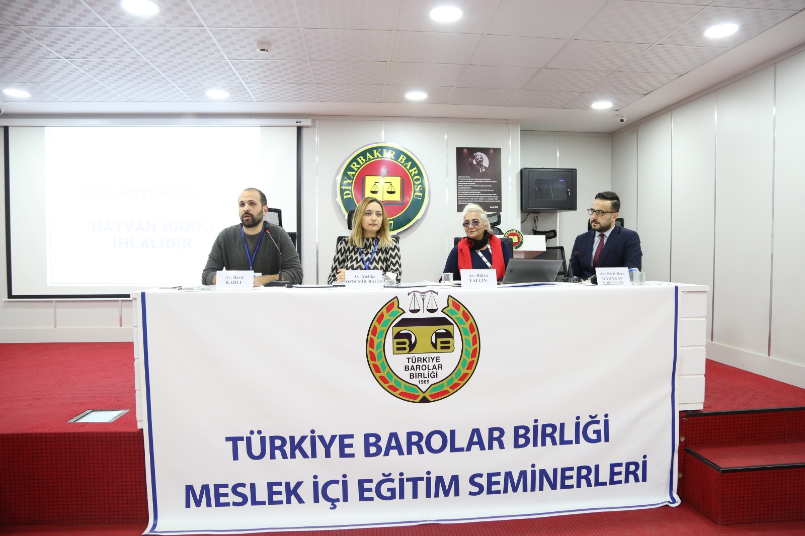 Semînera Navpîşeyî ya Bi Mijara Mewzûata Mafên Ajalan û Di Kêmasiya Mewzûatê De Rêbazên Têkoşîna Edlî-Îdarî-Civakî Hat Pêkanîn — 7