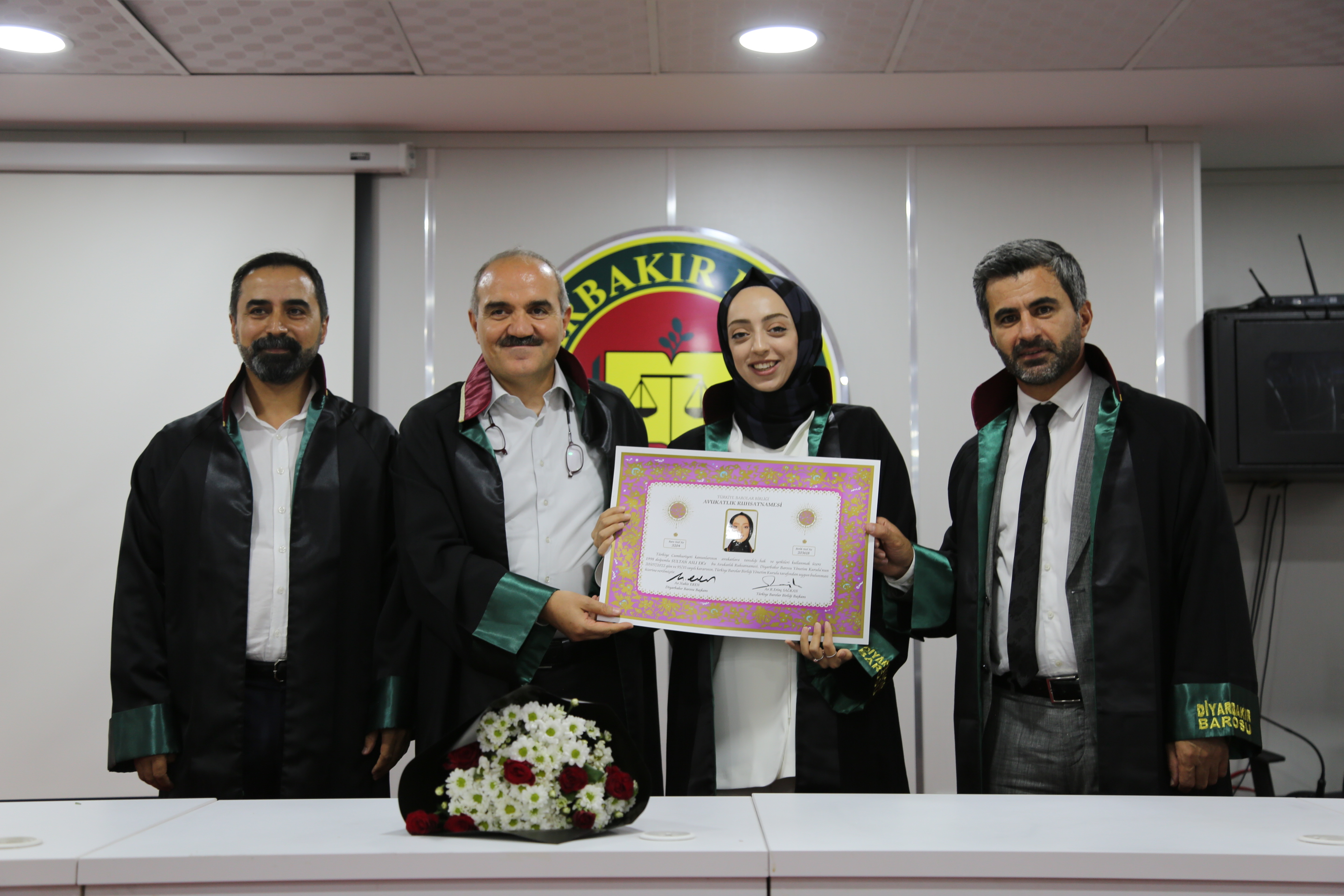 Sekiz Meslektaşımız Avukatlık Yeminini İcra Ederek Aramıza Katıldı. — 9