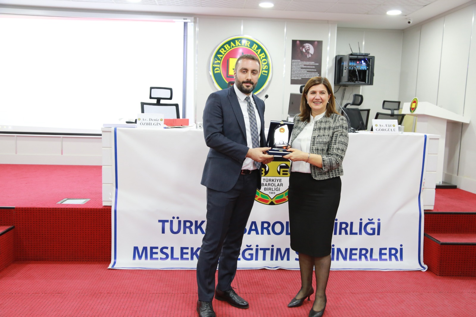 Avukat Hakları Konulu Meslek İçi Eğitim Semineri Yapıldı — 8